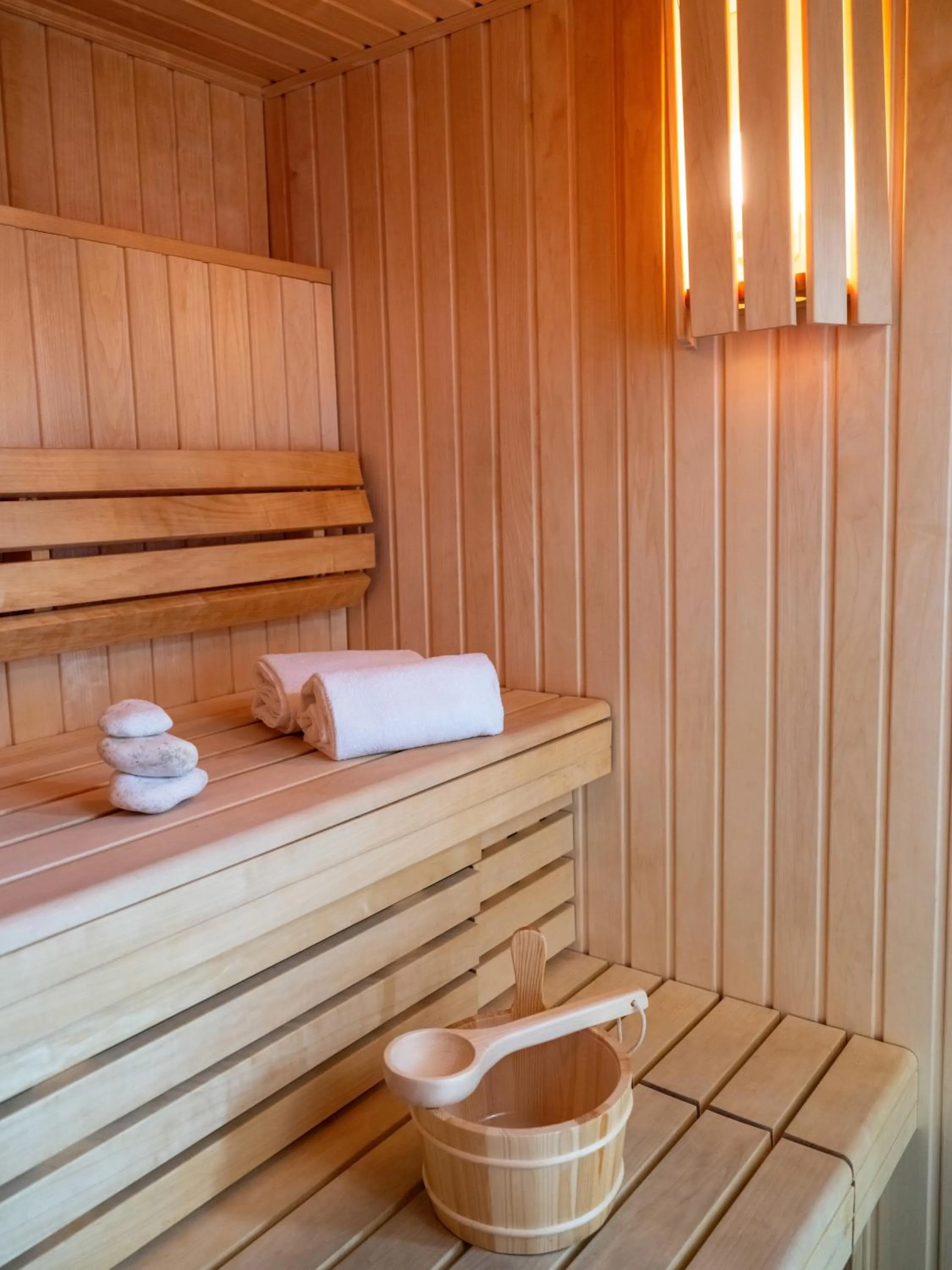 Sauna in Golden Tulip La Baule Hotel and Residence