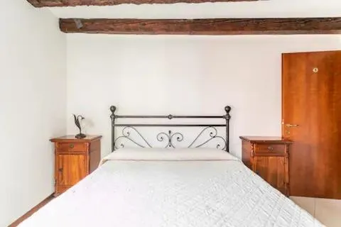 Bed in Sweet Venice - rooms & apartments
