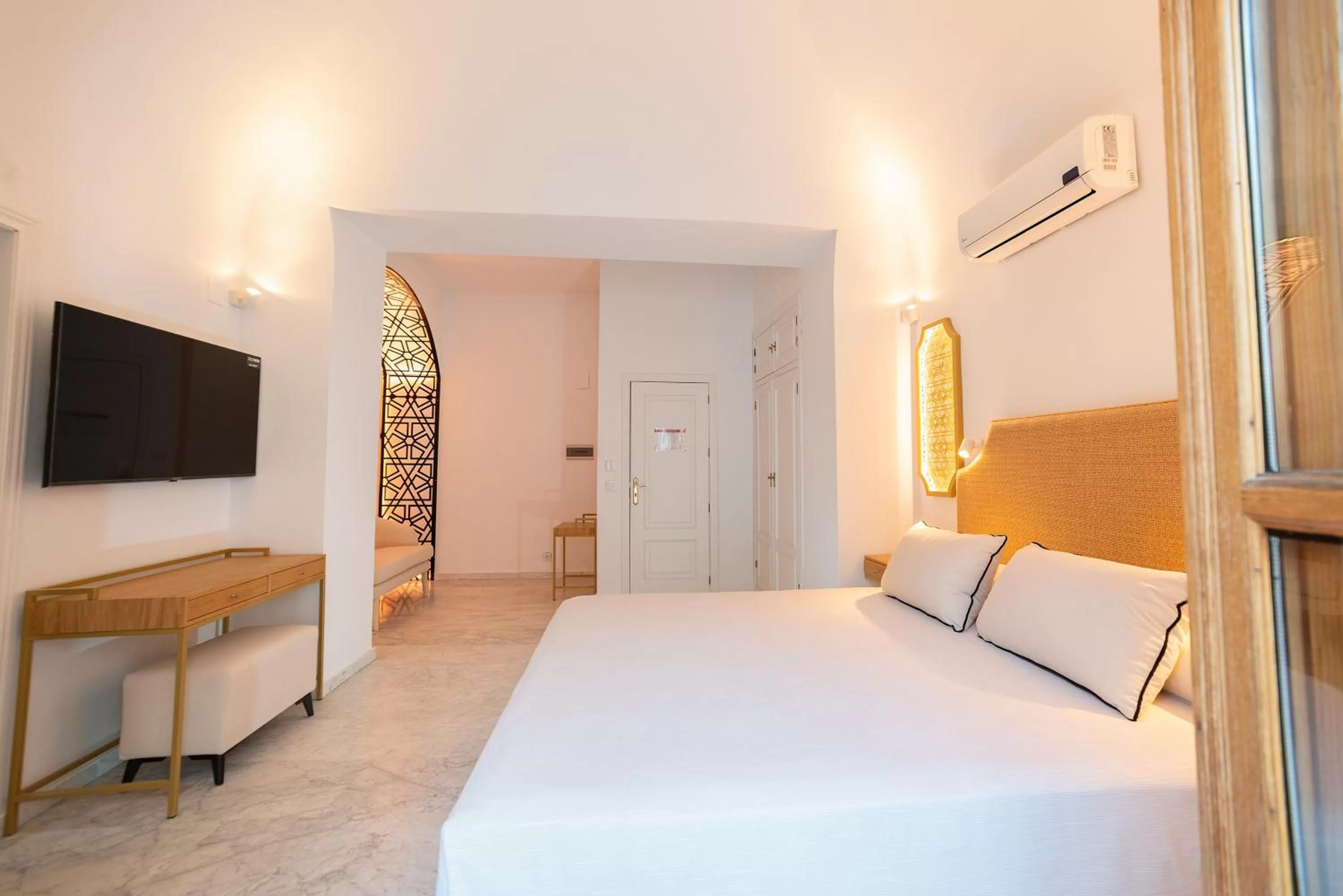 Photo of the whole room, Bed in Hotel Casa Palacio la Sal