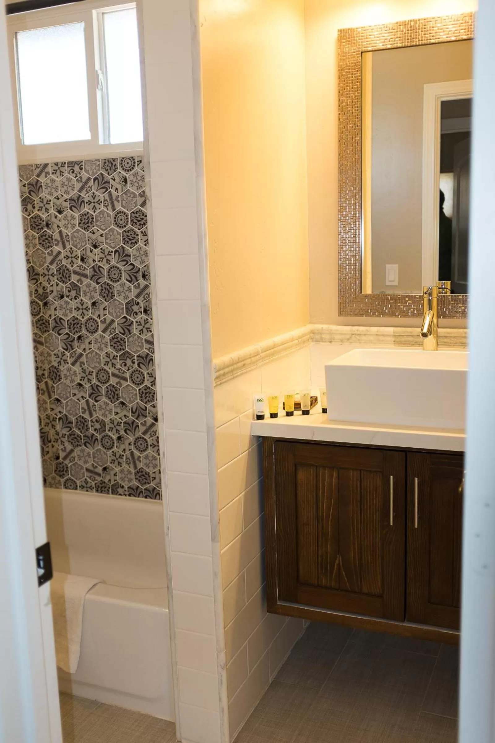 Kitchen or kitchenette in Apple Tree Inn