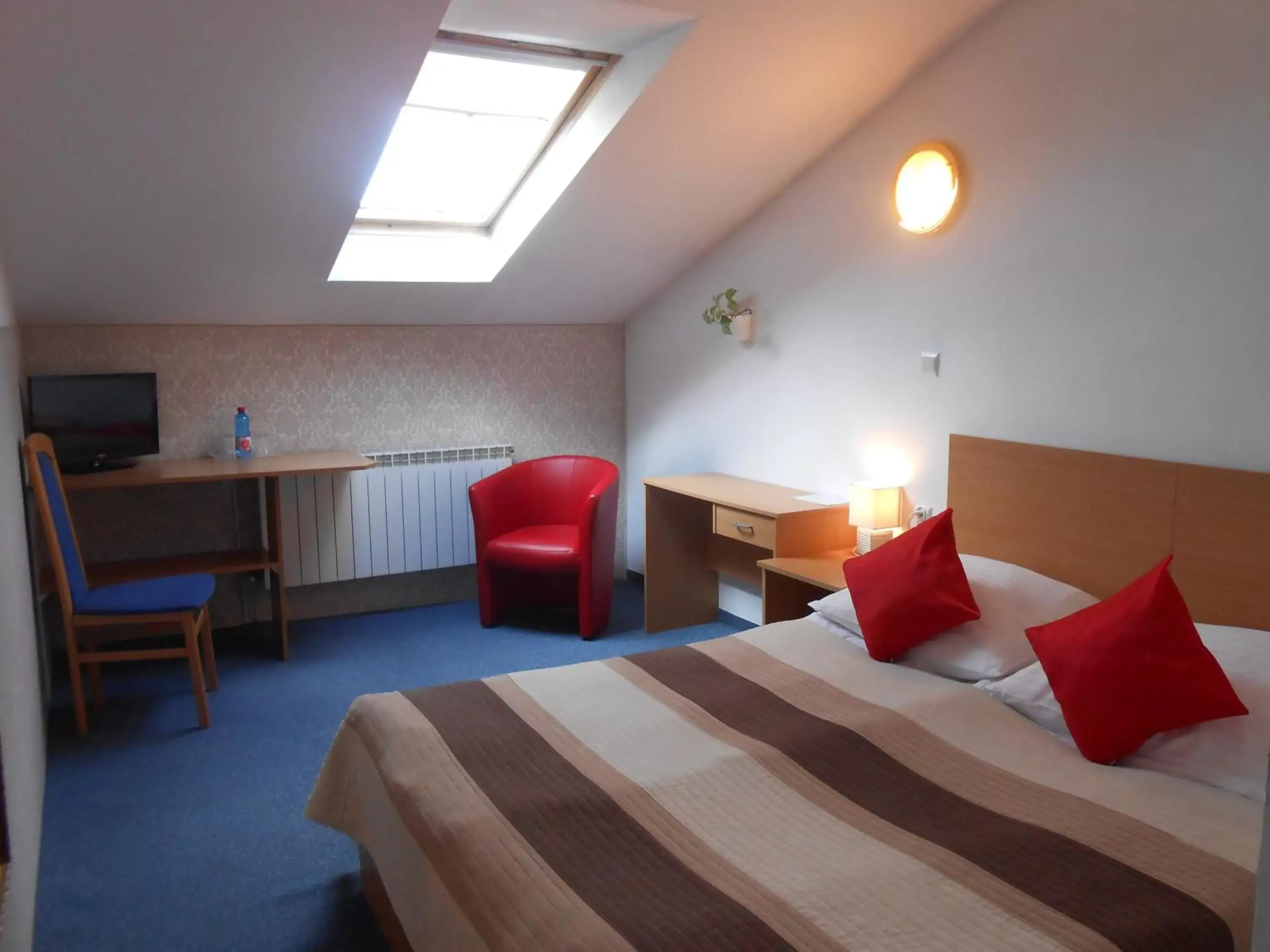 Corner Double Room in Hotel As Corner Double Room in Hotel As