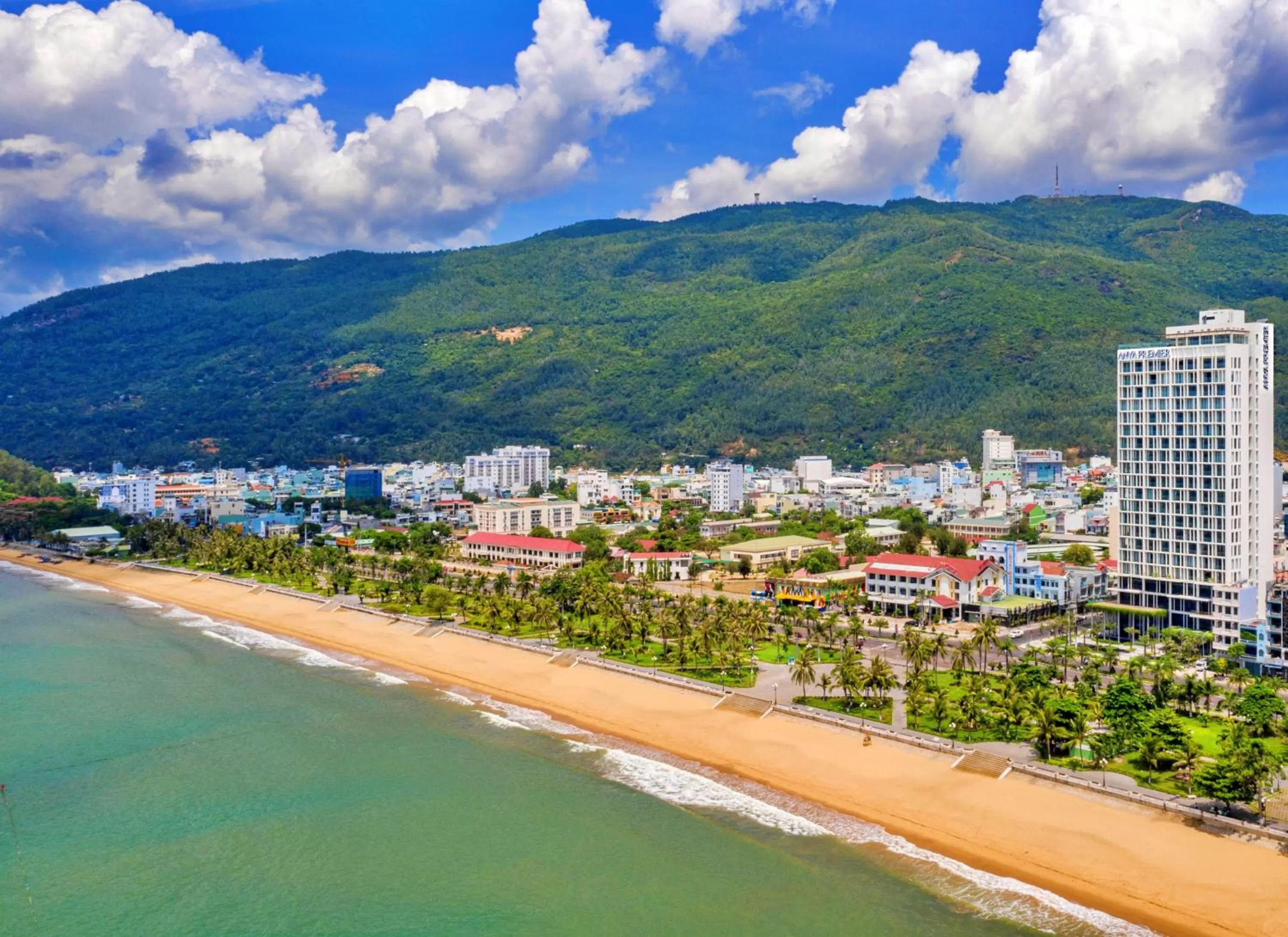 Property building in Anya Premier Beachfront Hotel Quy Nhon