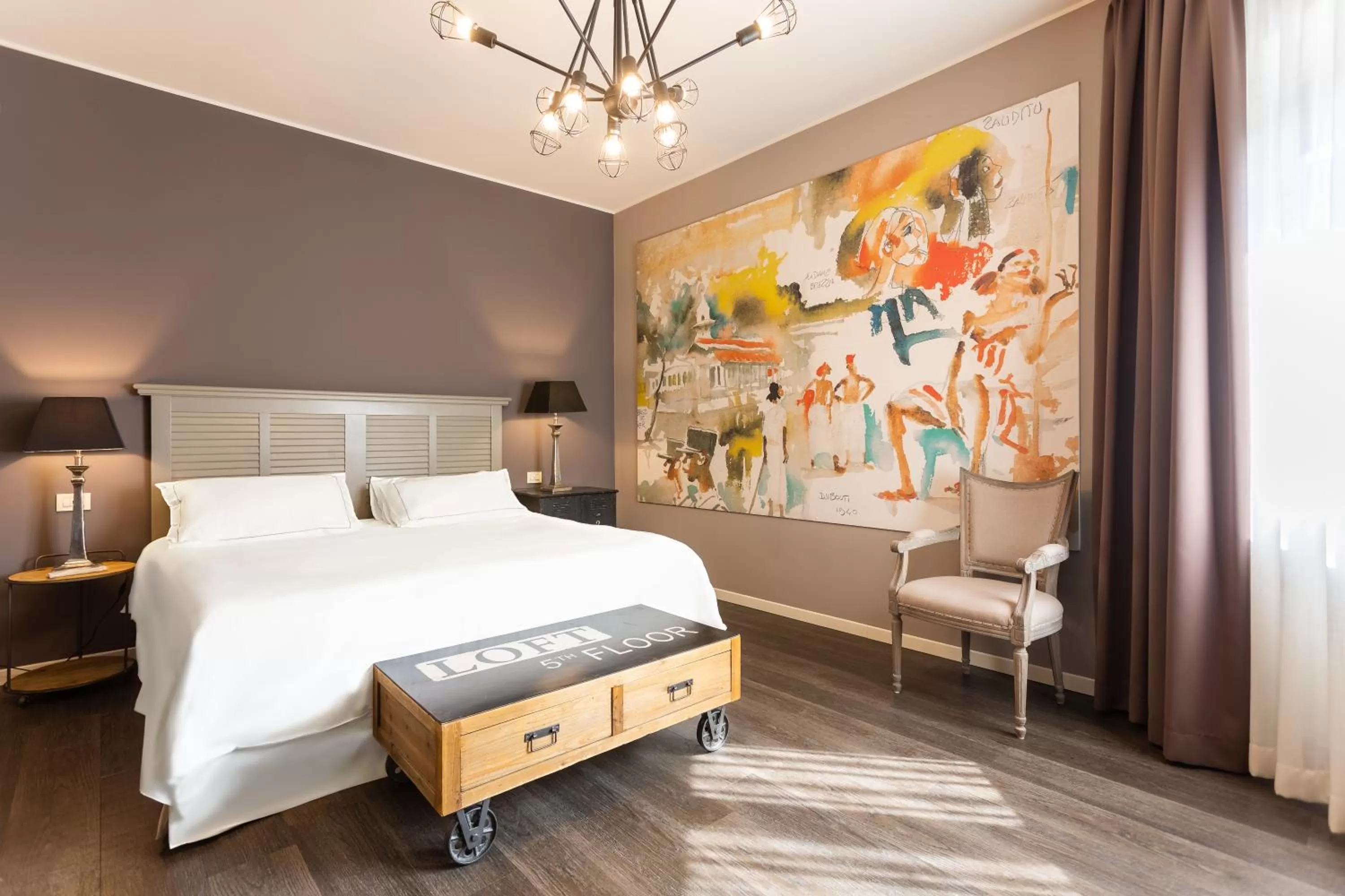 Photo of the whole room, Bed in Like Home Boutique Hotel