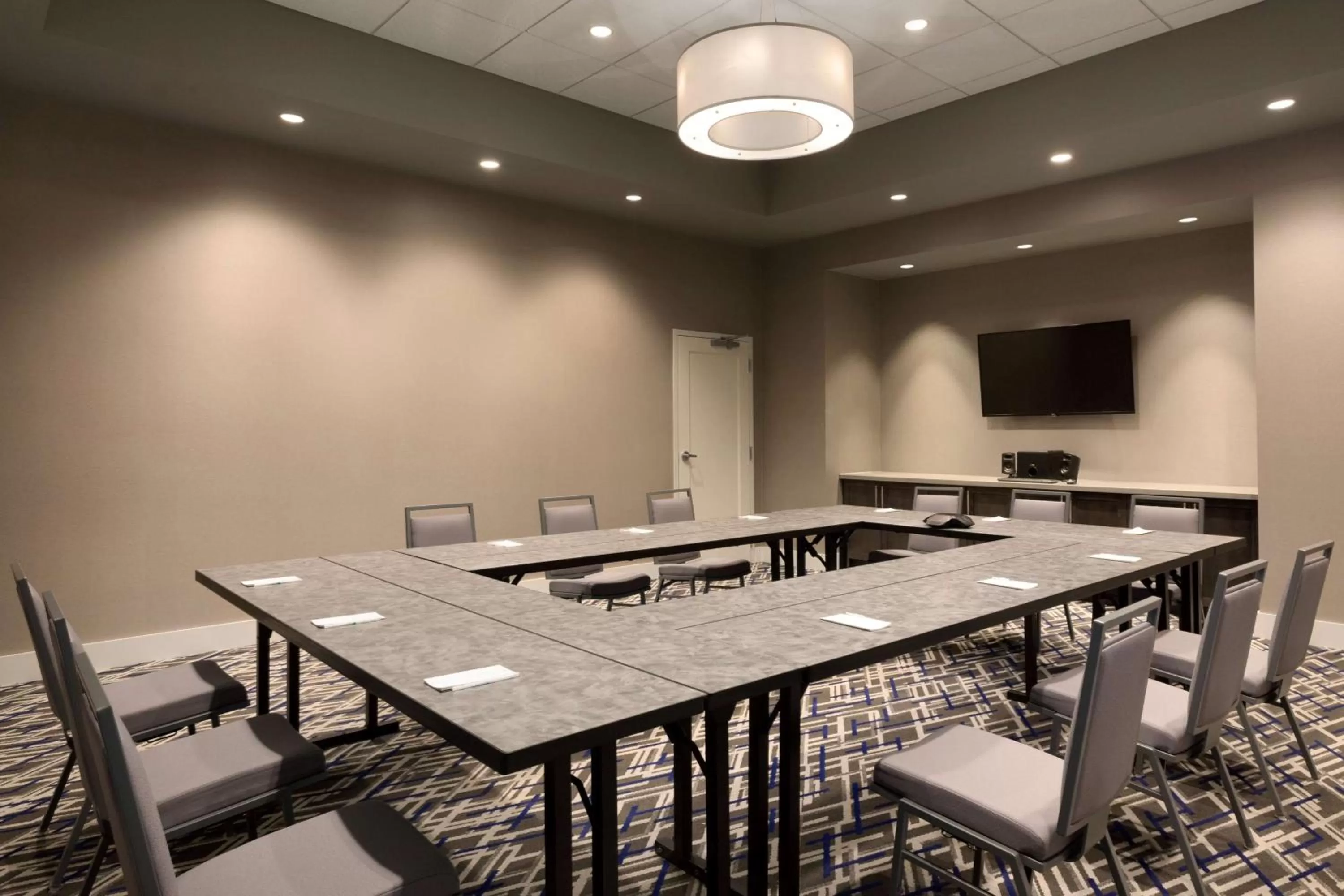 Meeting/conference room in Embassy Suites by Hilton Kansas City Olathe