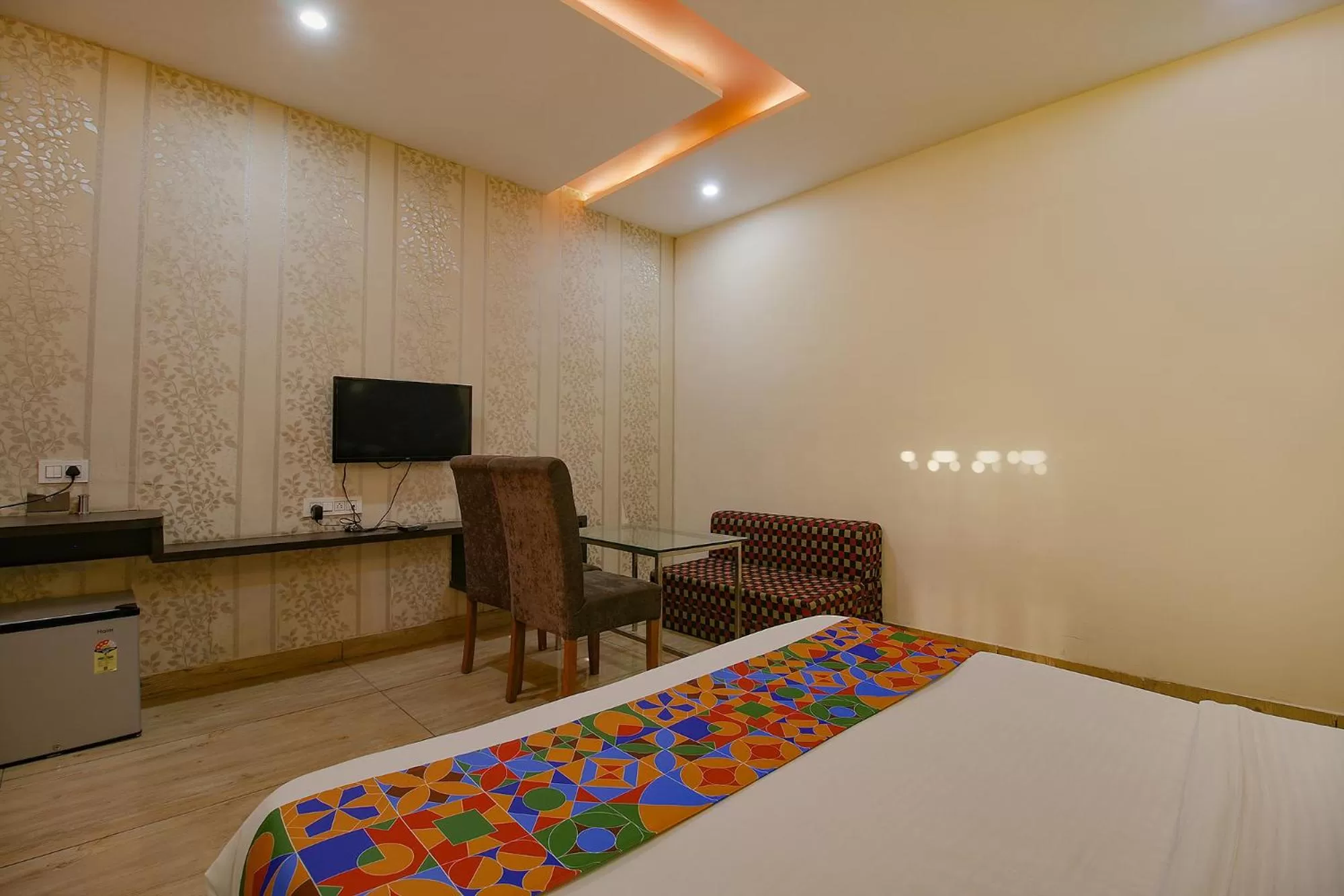 Bedroom, Bed in FabHotel 4G