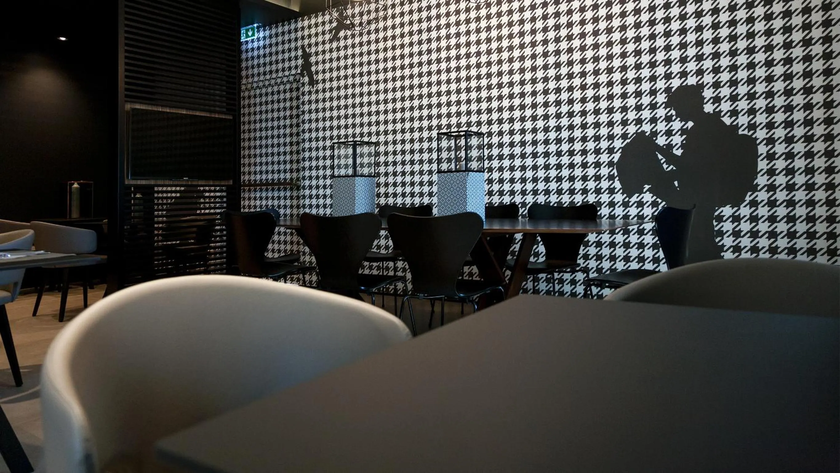 Lounge or bar in G Hotel Pescara