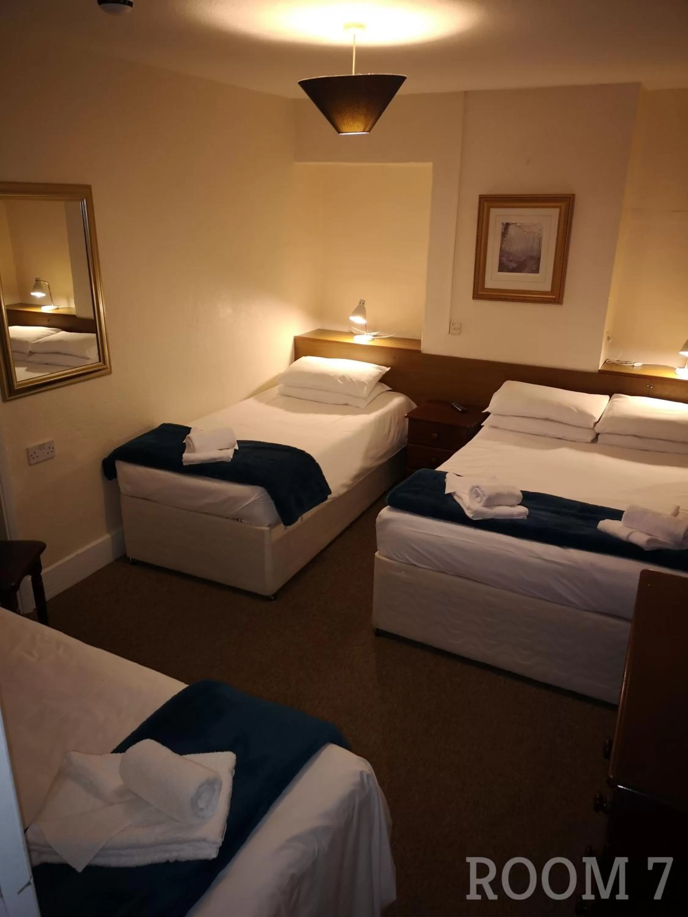 Bedroom, Bed in Westgate Hotel