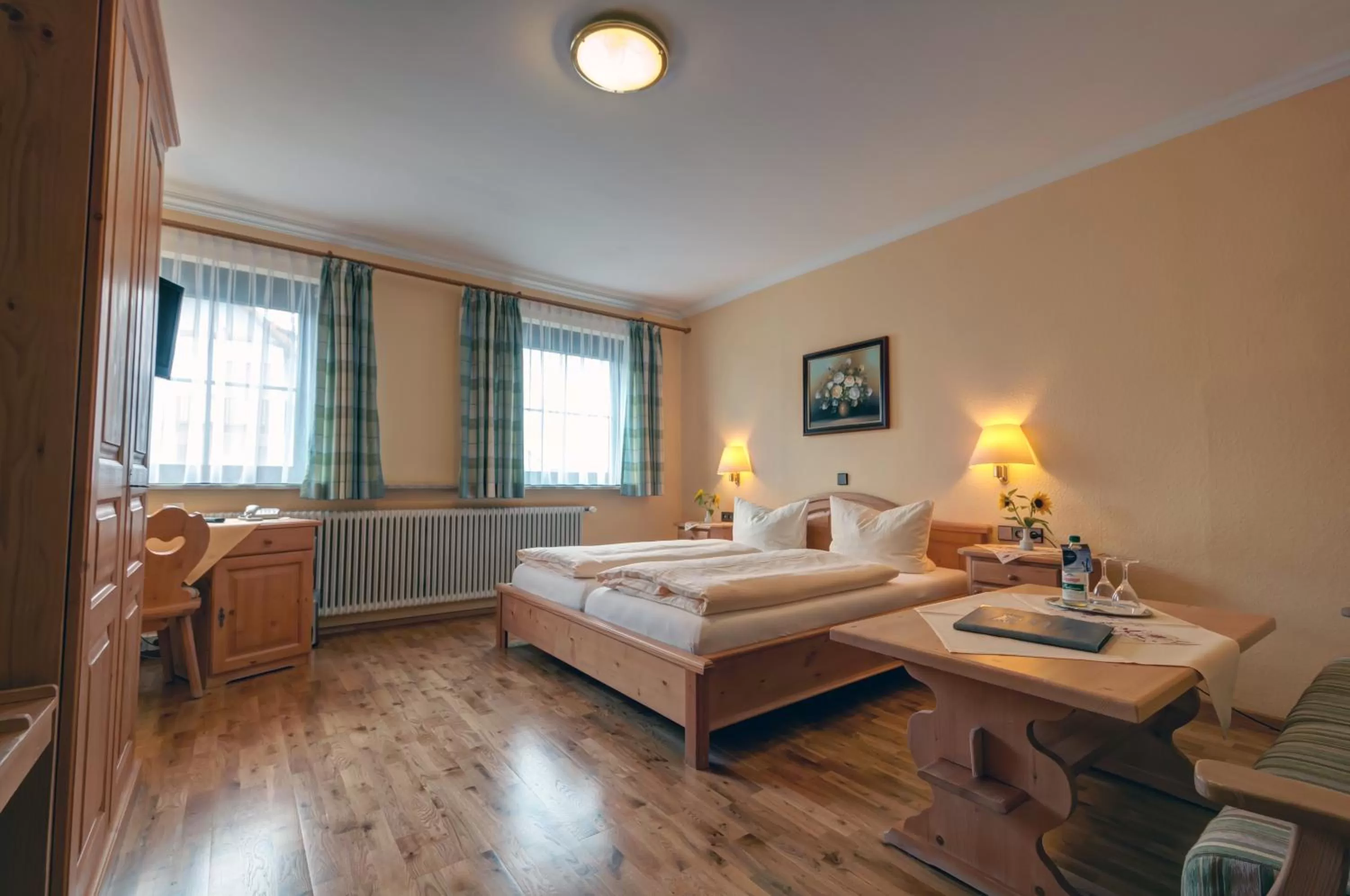 Photo of the whole room, Bed in Hotel Gasthof Rössle