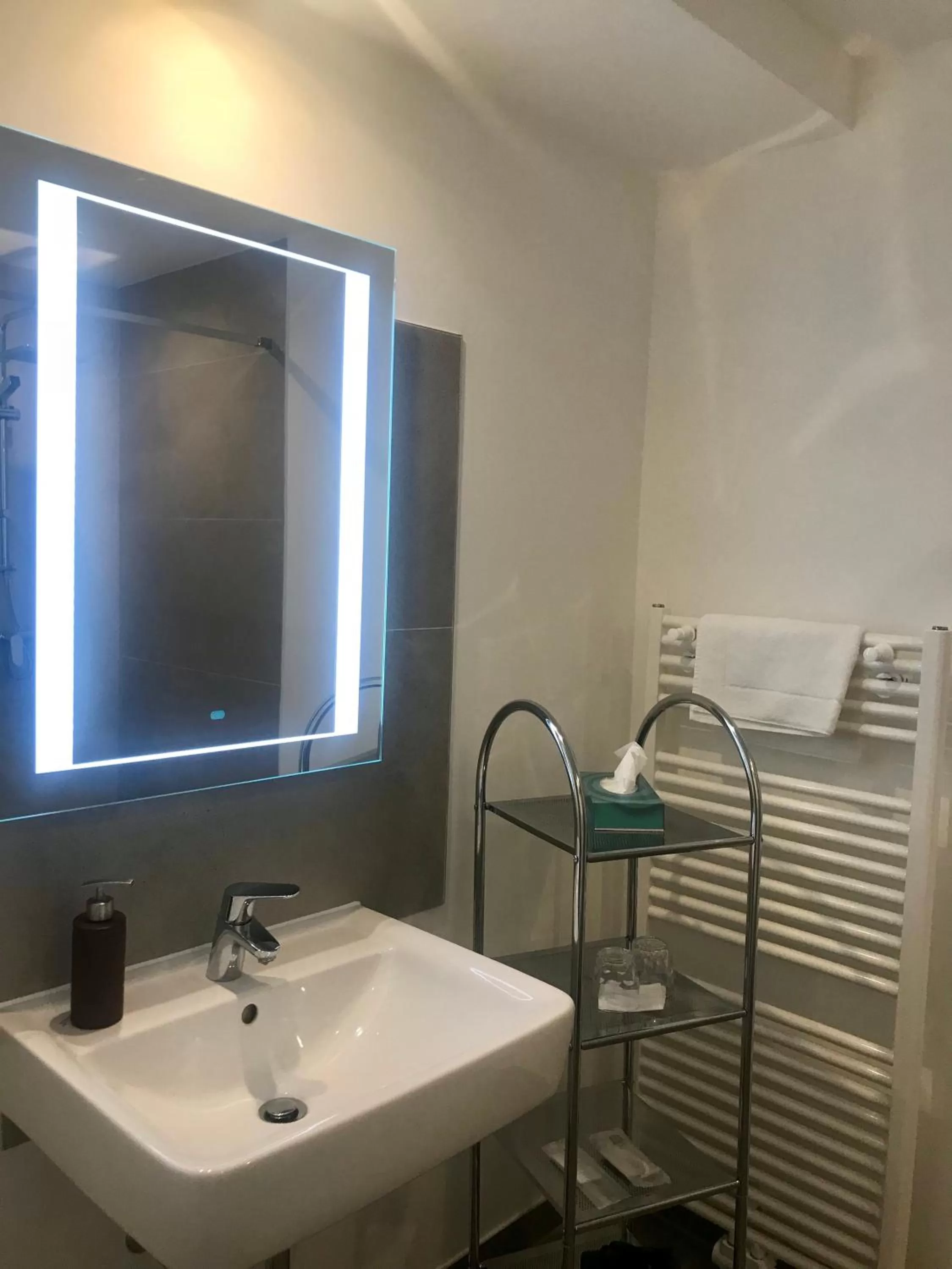 Photo of the whole room in Hotel via City Leipzig Mitte