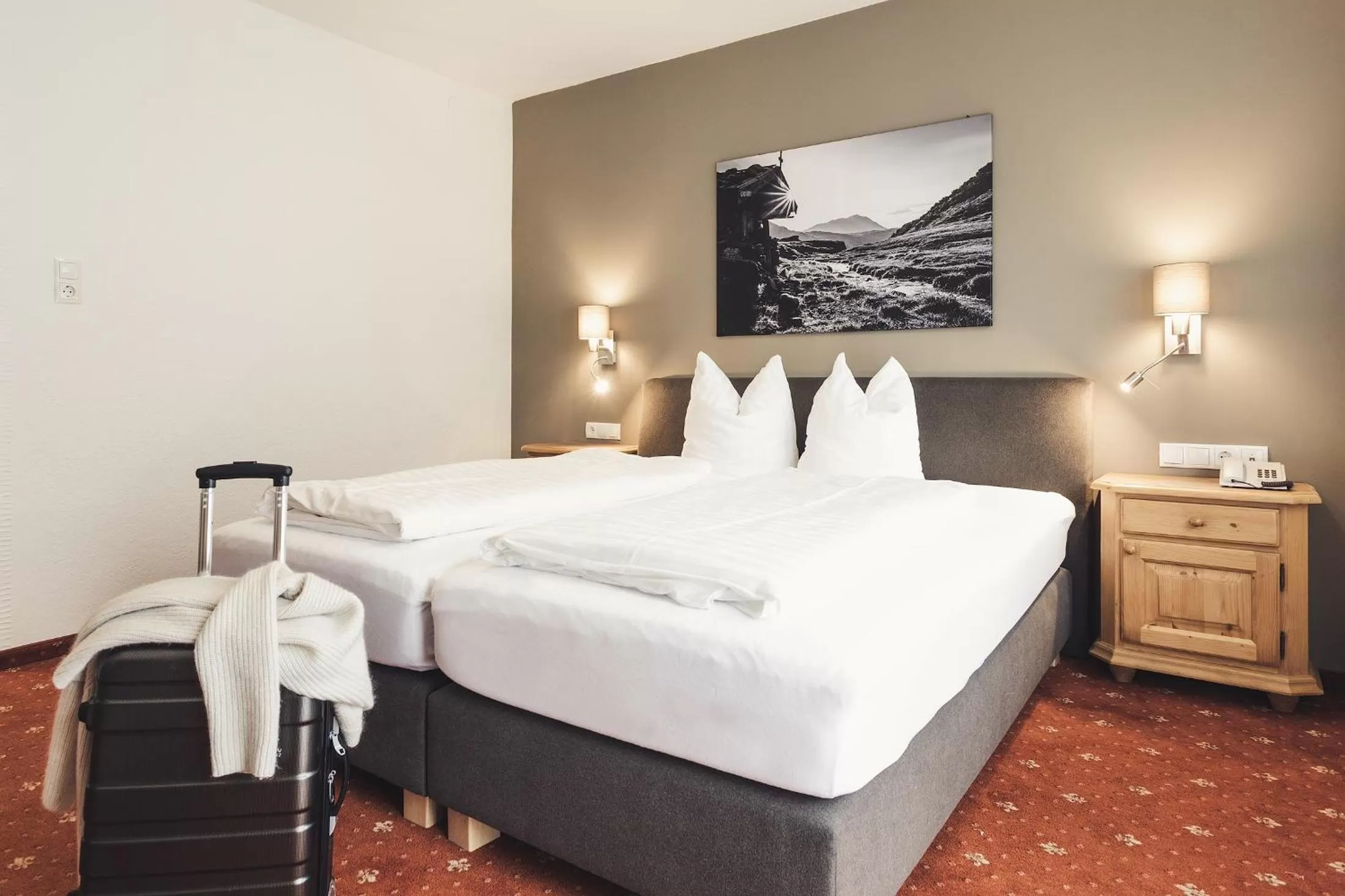 Photo of the whole room, Bed in Hotel Johanna mitten im Ötztal