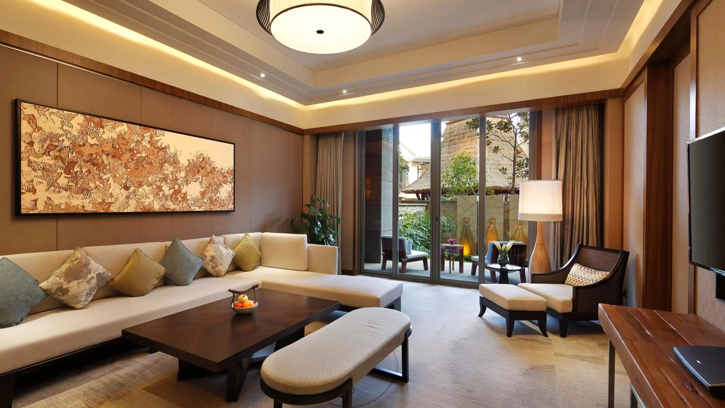 Photo of the whole room in InterContinental Kunming by IHG