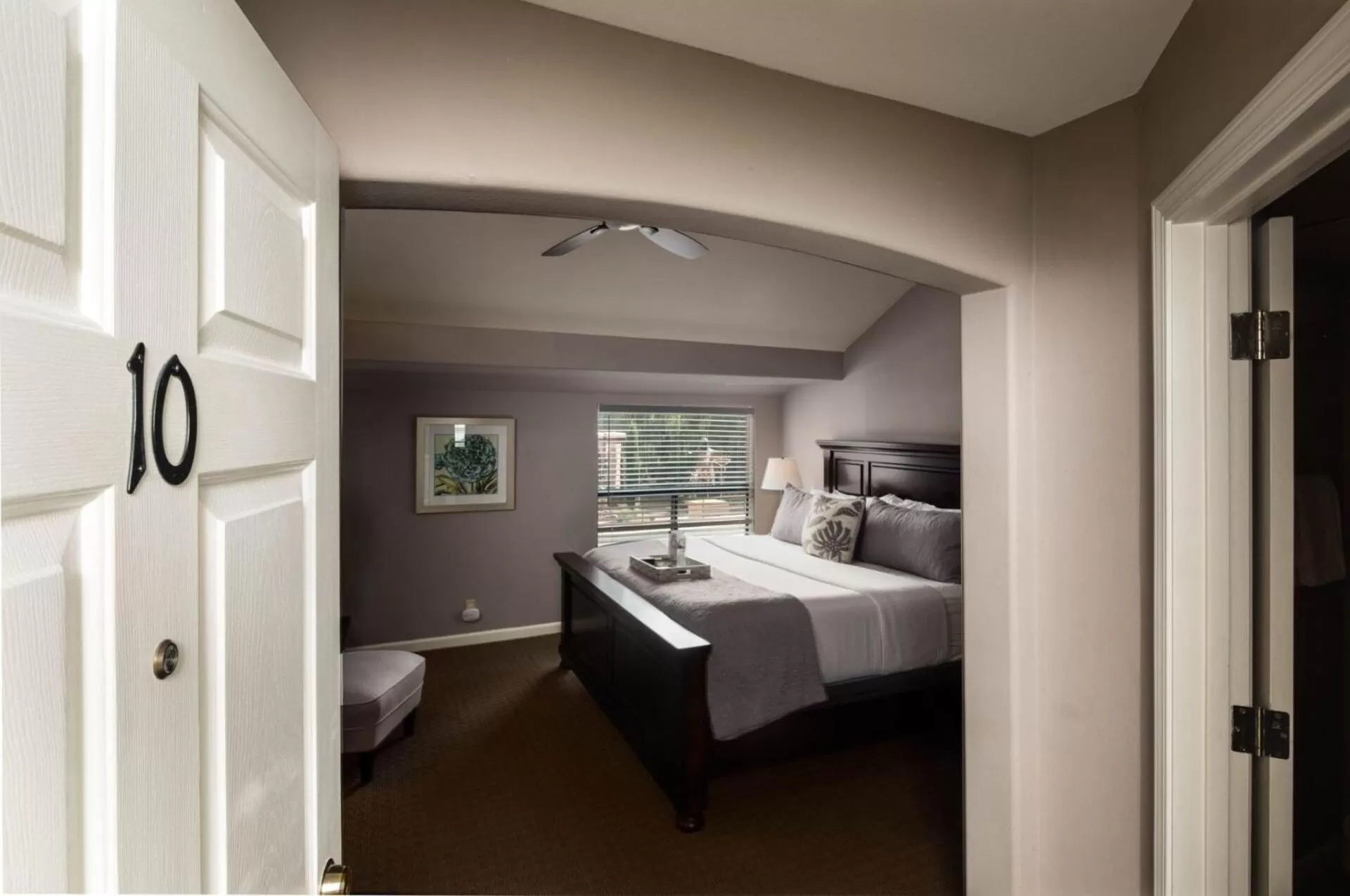 Bed in Inn Above Oak Creek Sedona