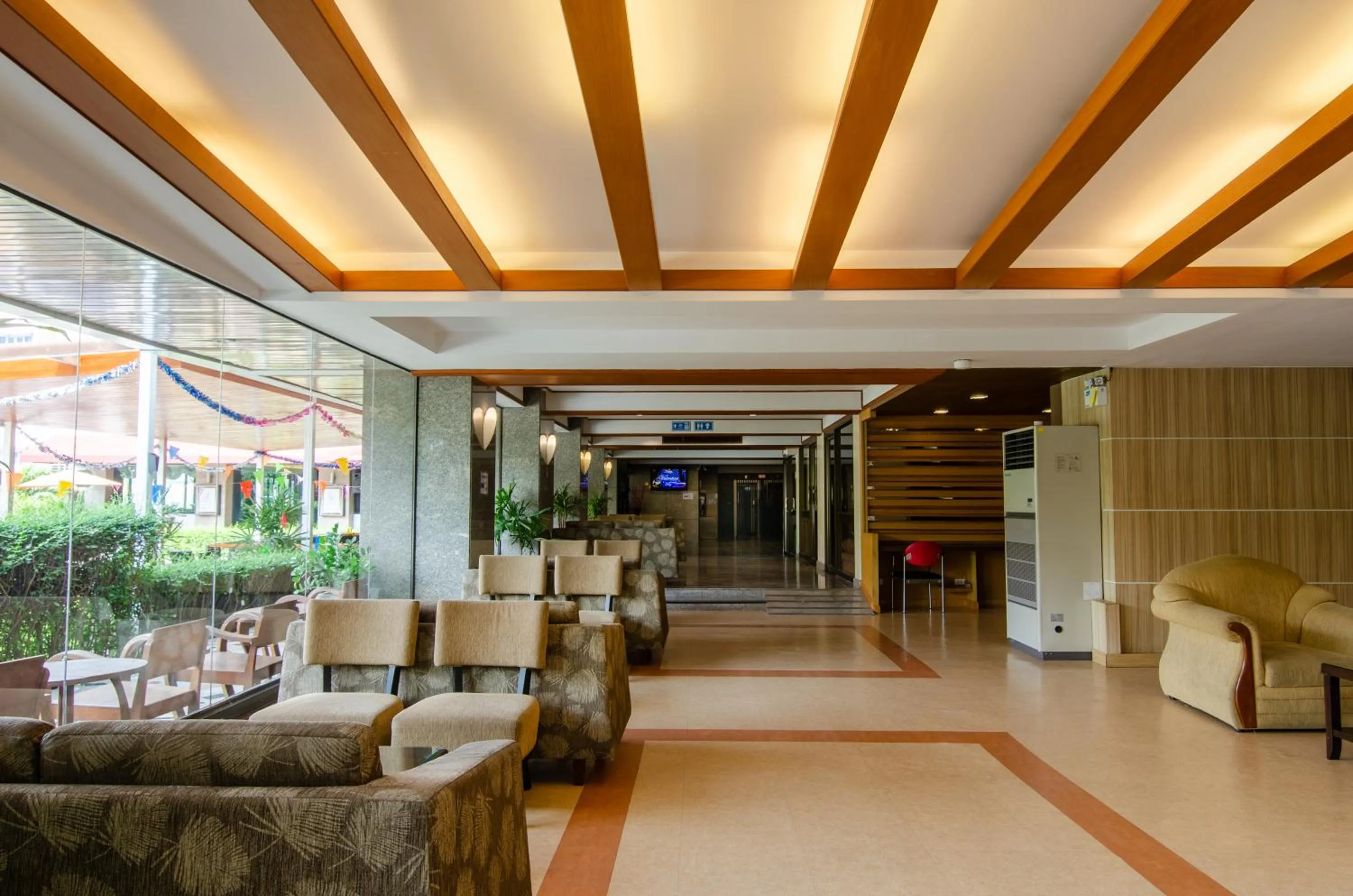 Lobby or reception in Grand Tara Garden Thai Hotel