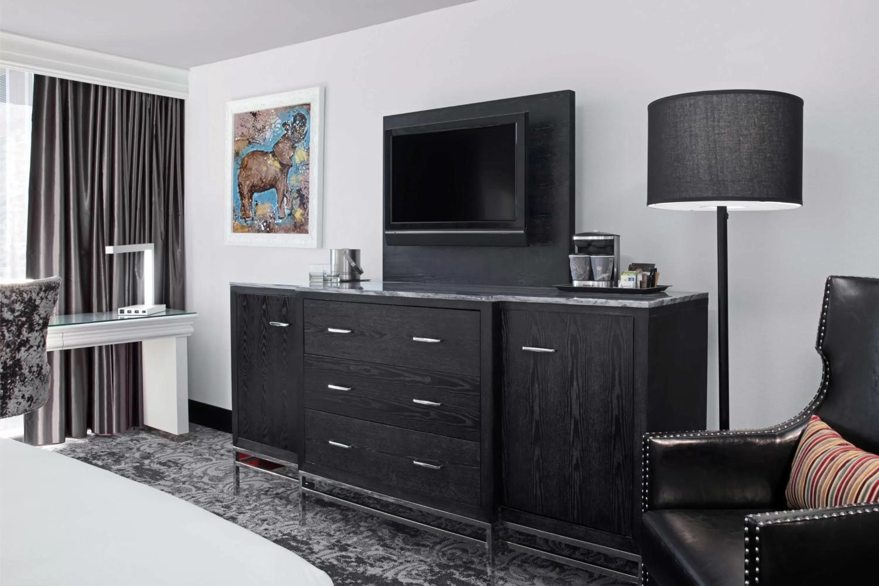 Photo of the whole room, Bed in DoubleTree by Hilton Hotel Tallahassee