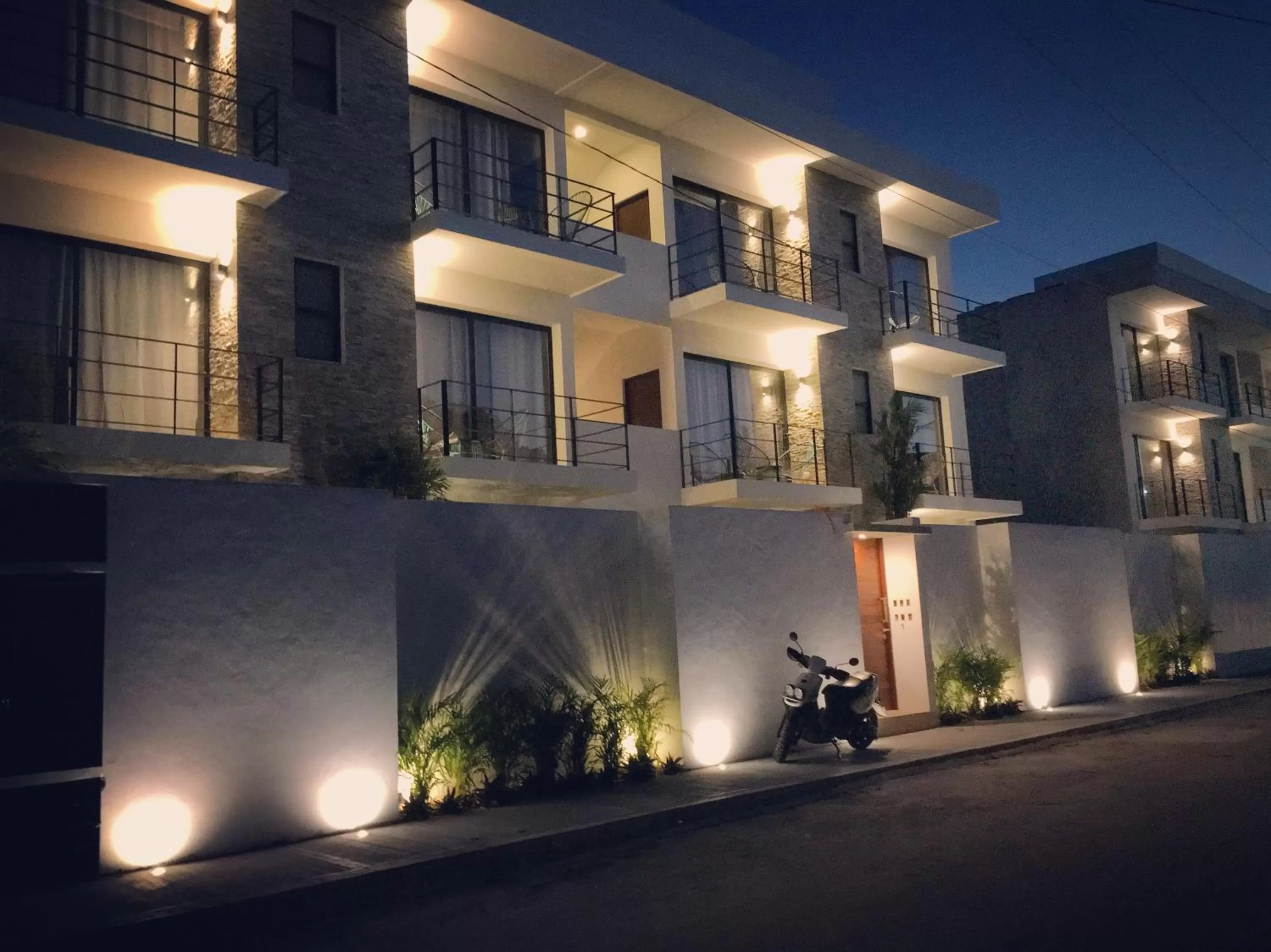 Spring, Property Building in Yaax Kiin Tulum