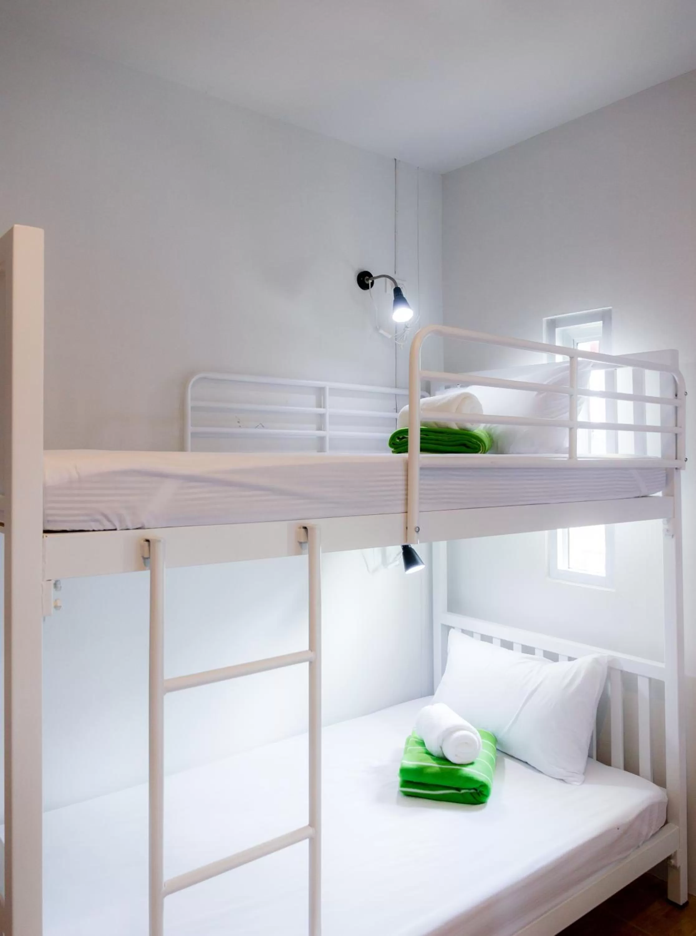 Day, Bed in Krabi Pitta House