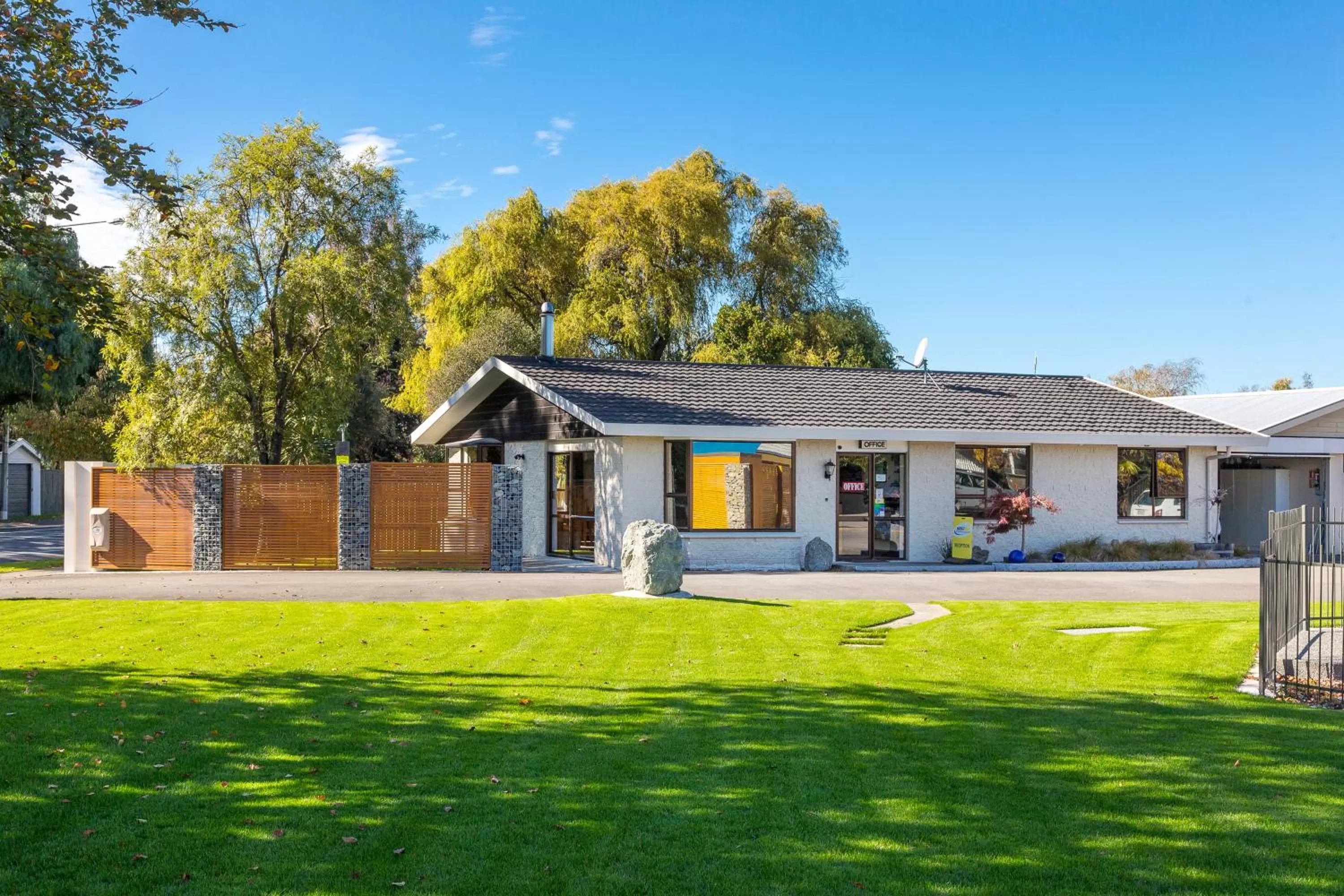 Garden in Cherylea Motel