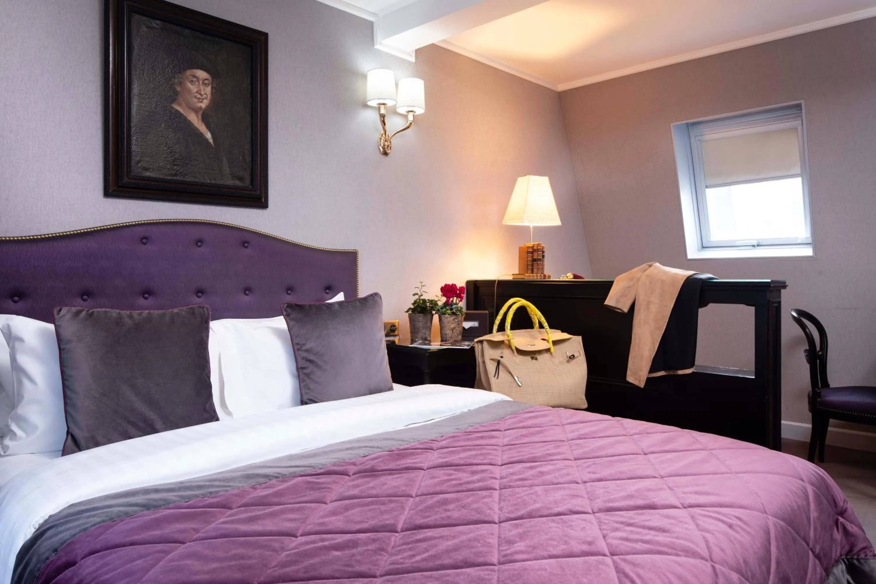 Bedroom, Bed in Hotel Residence Henri IV