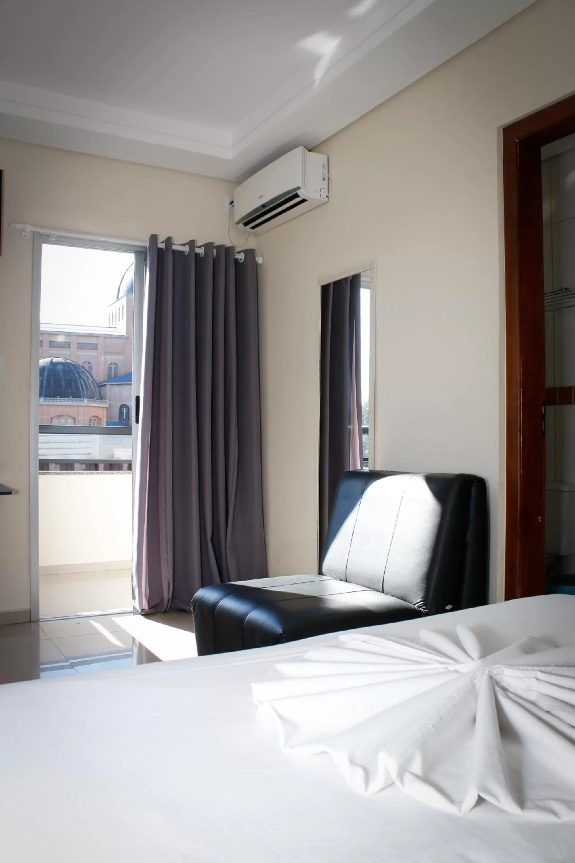 Bedroom, Bed in Hotel Santo Graal