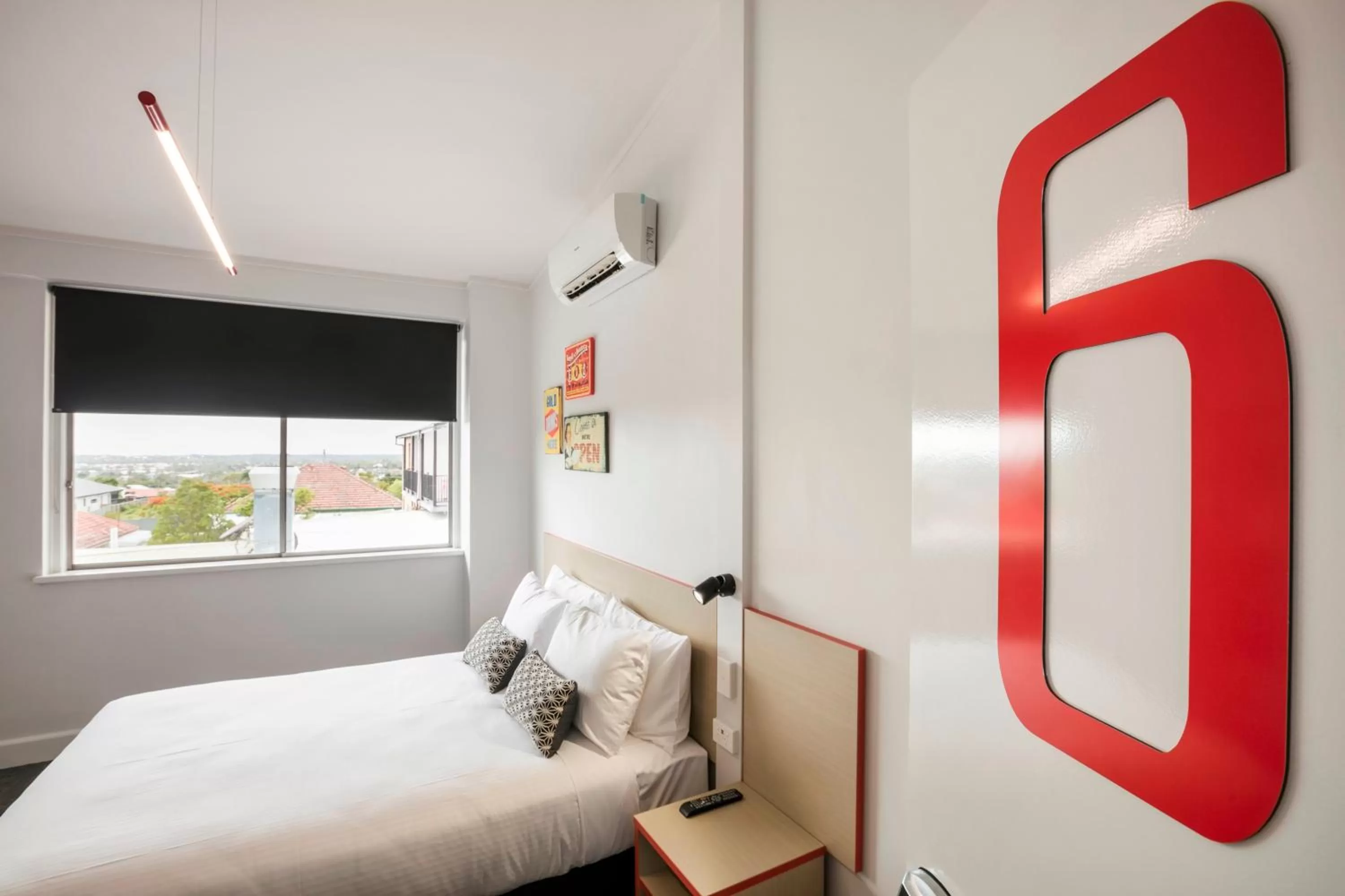 Bedroom, Bed in Nightcap at Camp Hill Hotel