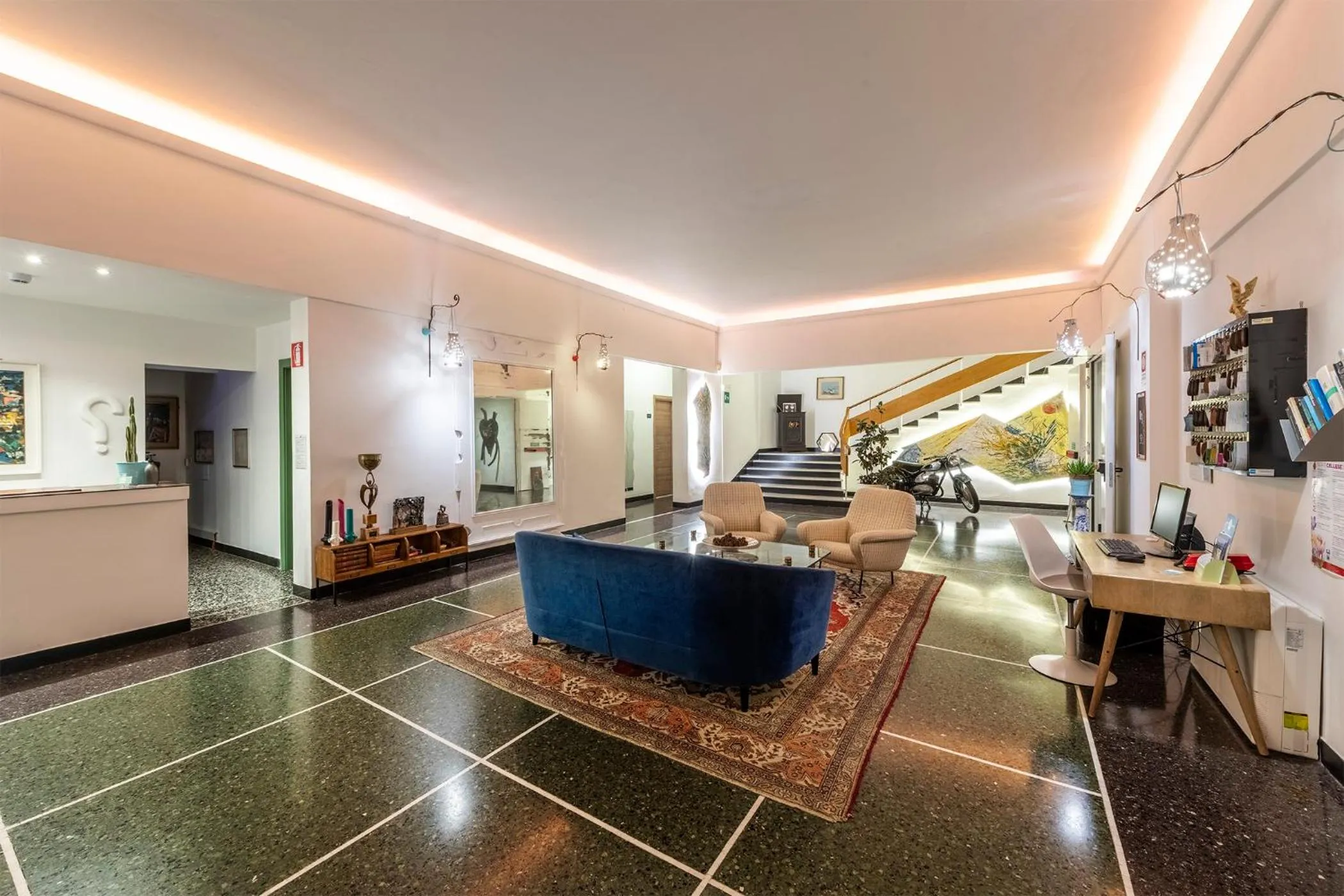 Communal lounge/ TV room in Hotel San Michele