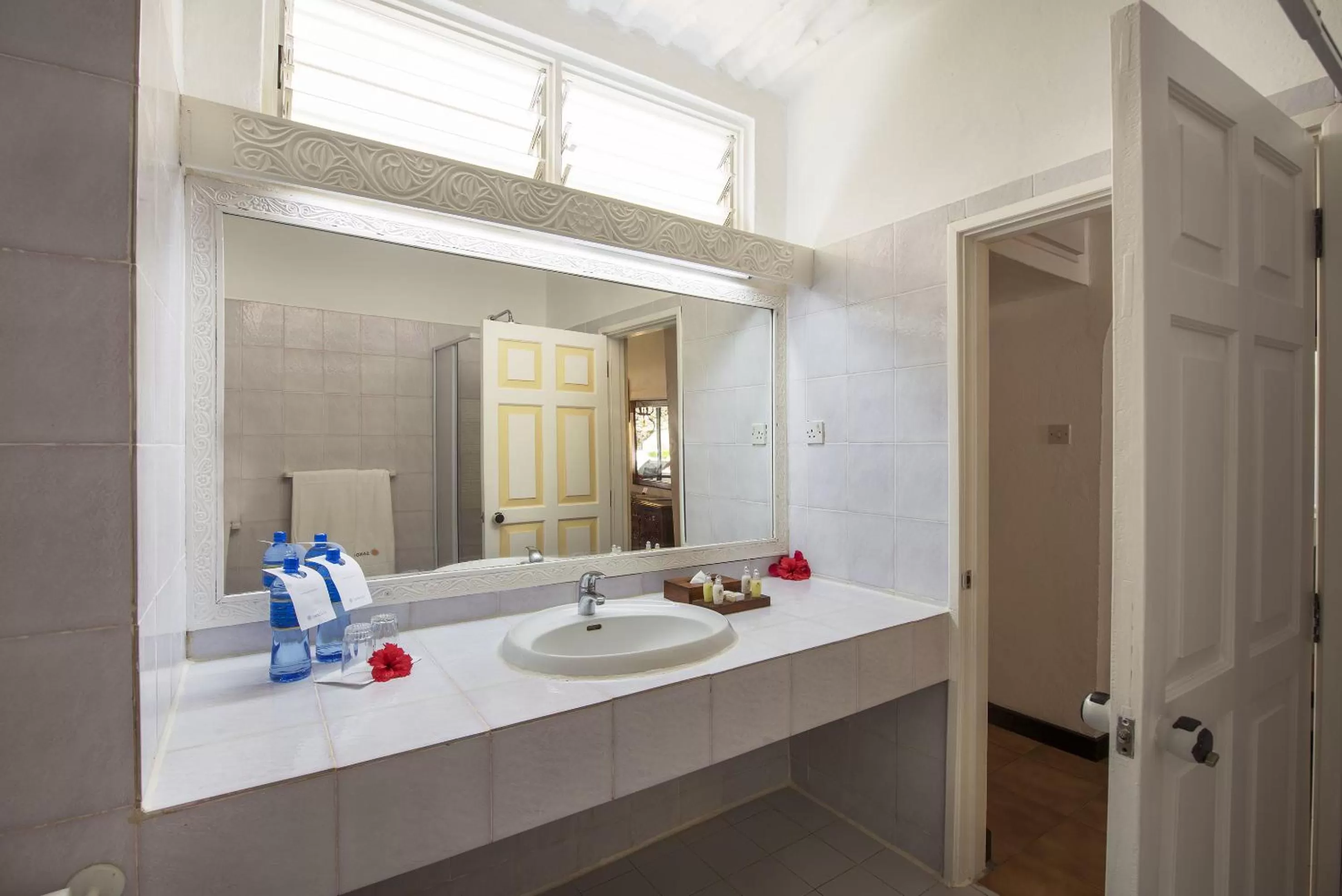 Bathroom in Sandies Tropical Village