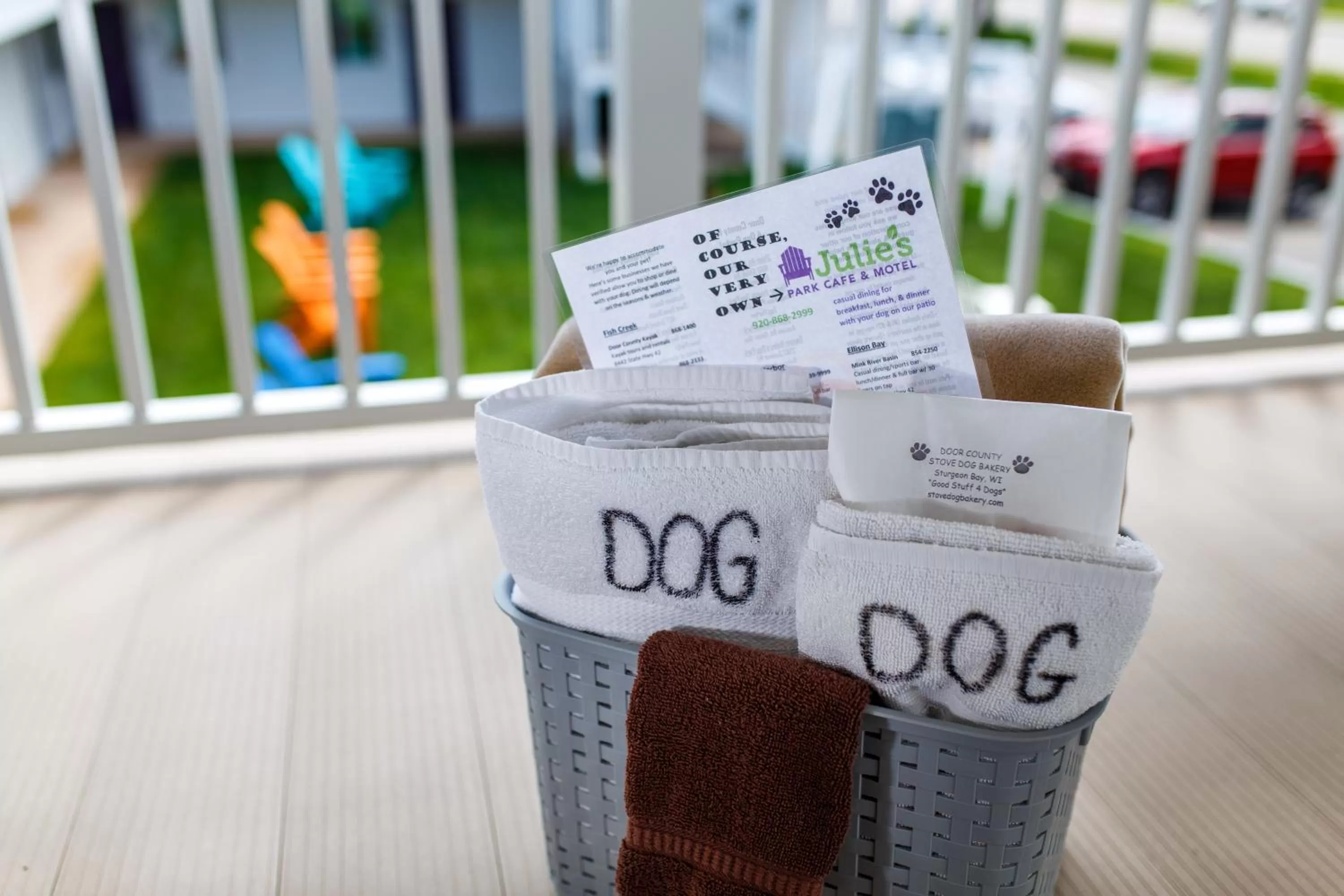 Julie's Park Cafe & Motel