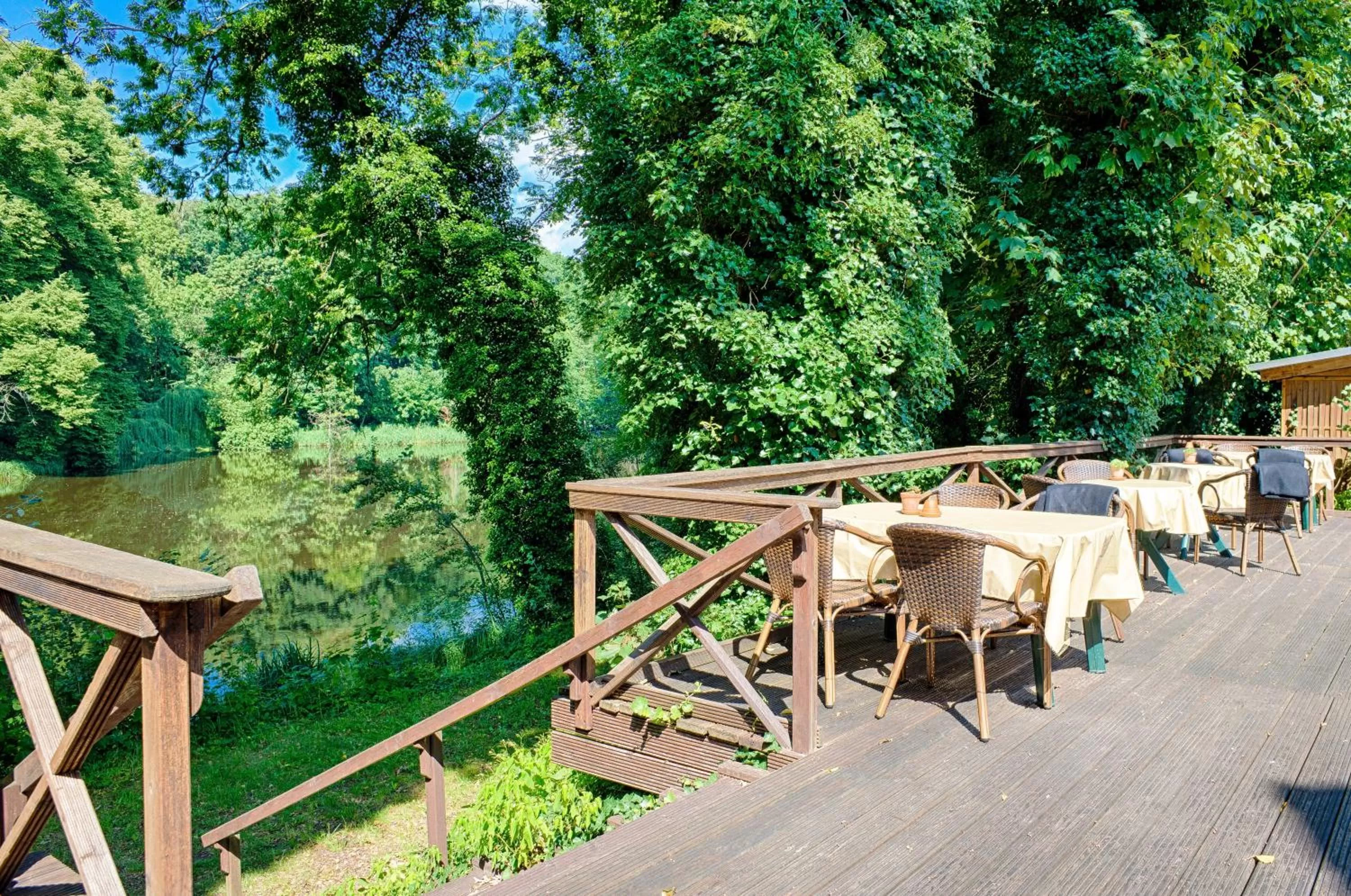 Restaurant/places to eat in Carmina am See