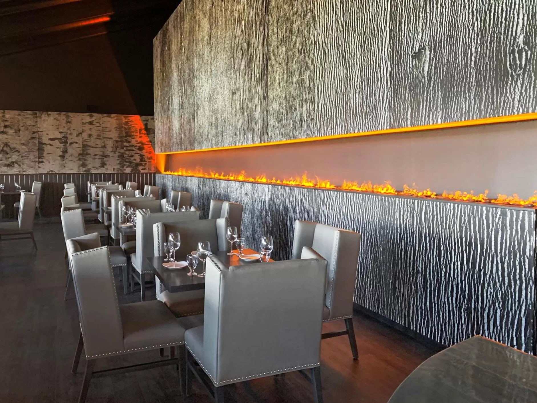 Restaurant/places to eat in Superior Shores Resort