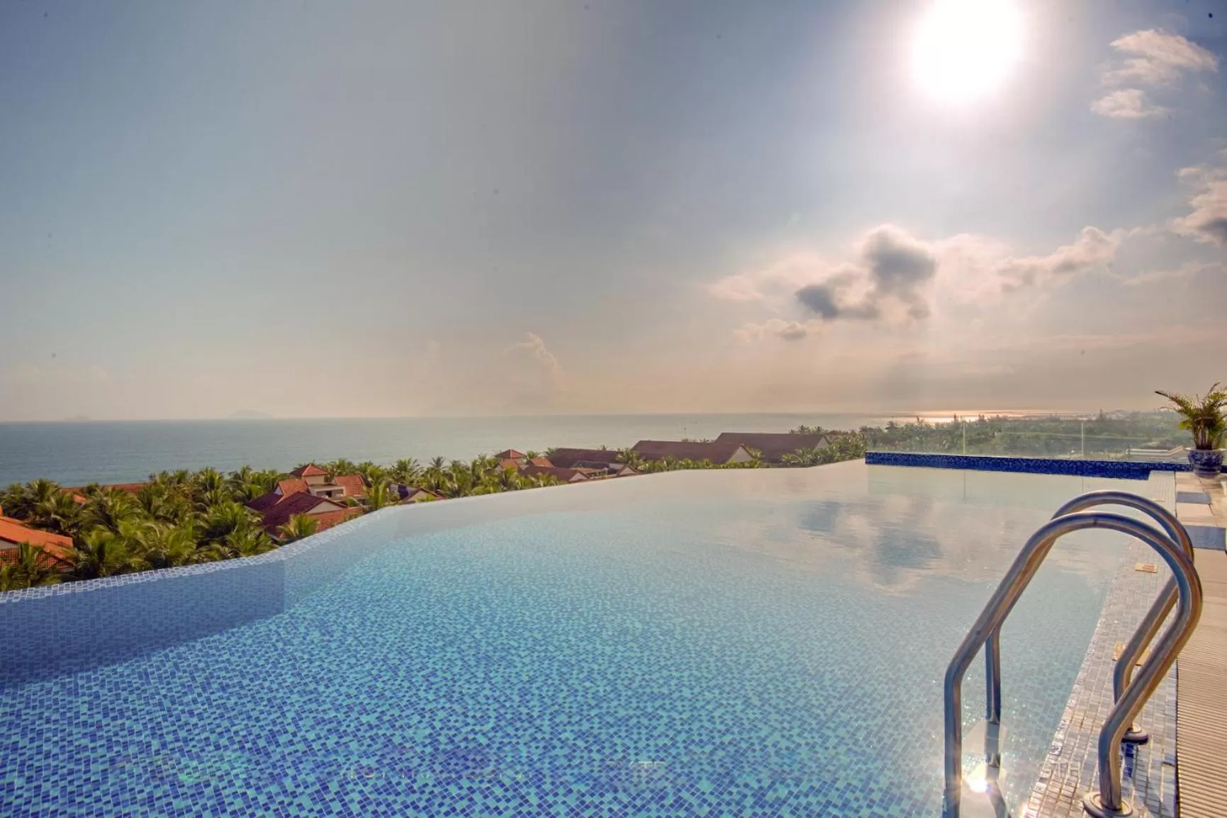 Swimming pool in Fivitel Hoi An Hotel