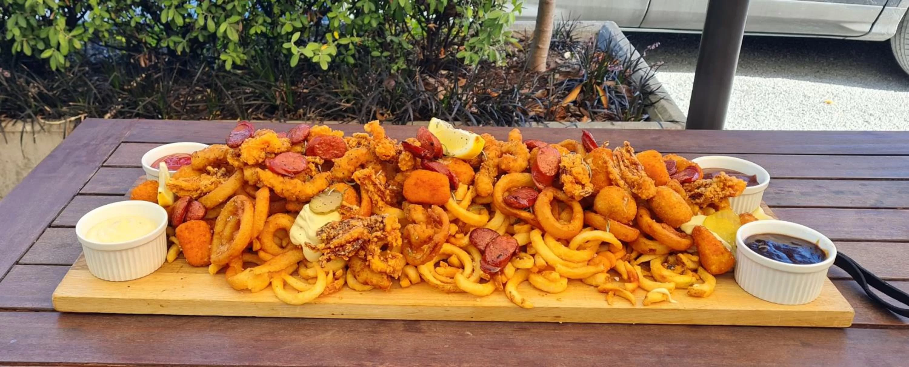 Restaurant/places to eat in Royal Matawhero