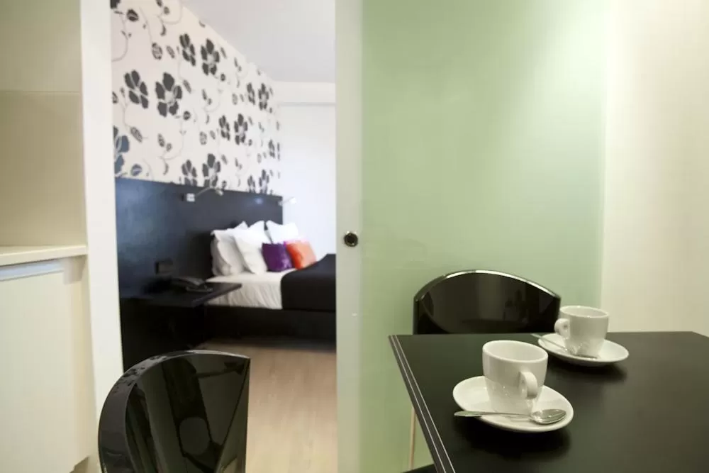 Photo of the whole room in Funchal Design Hotel