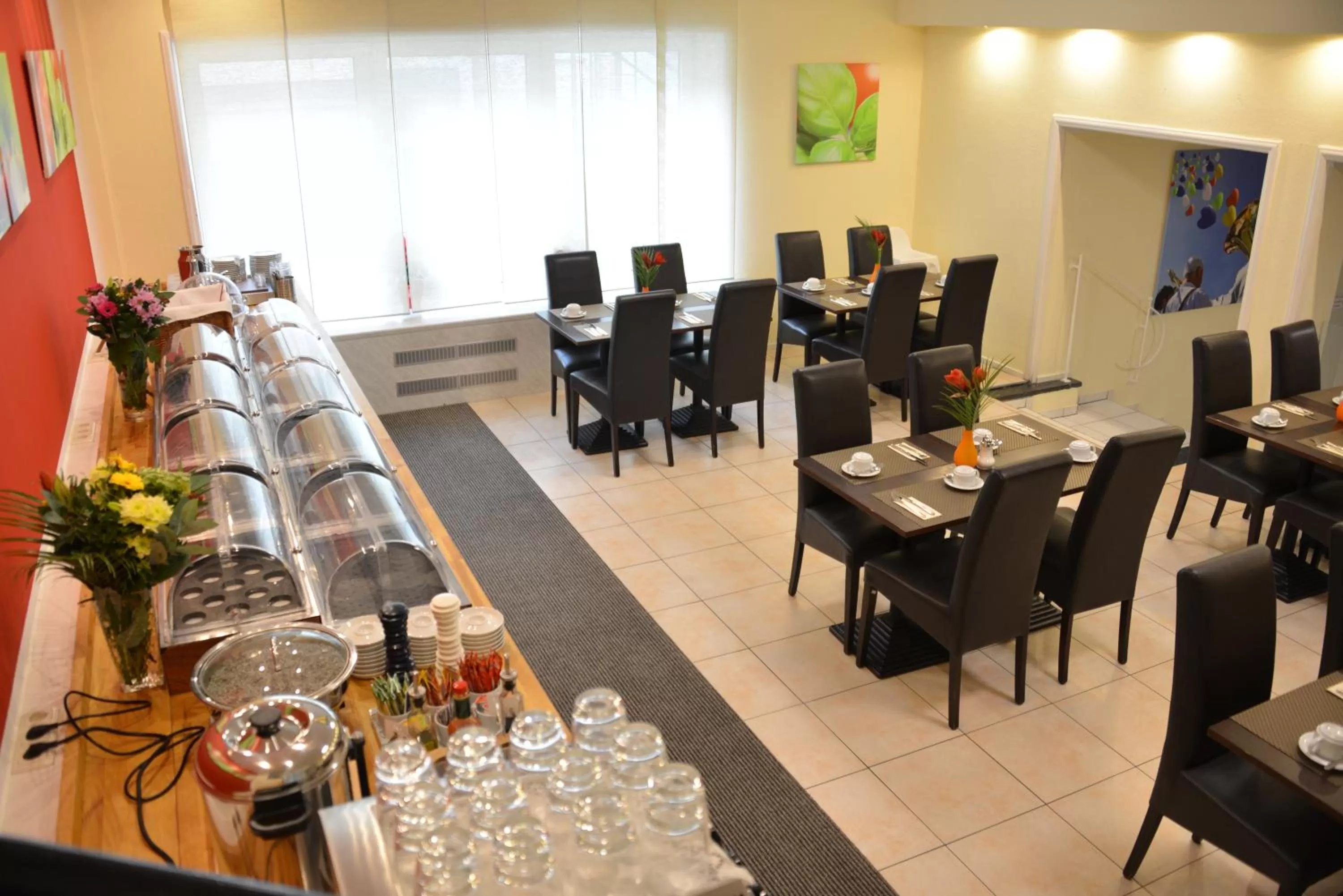 Buffet breakfast in Hotel Italia