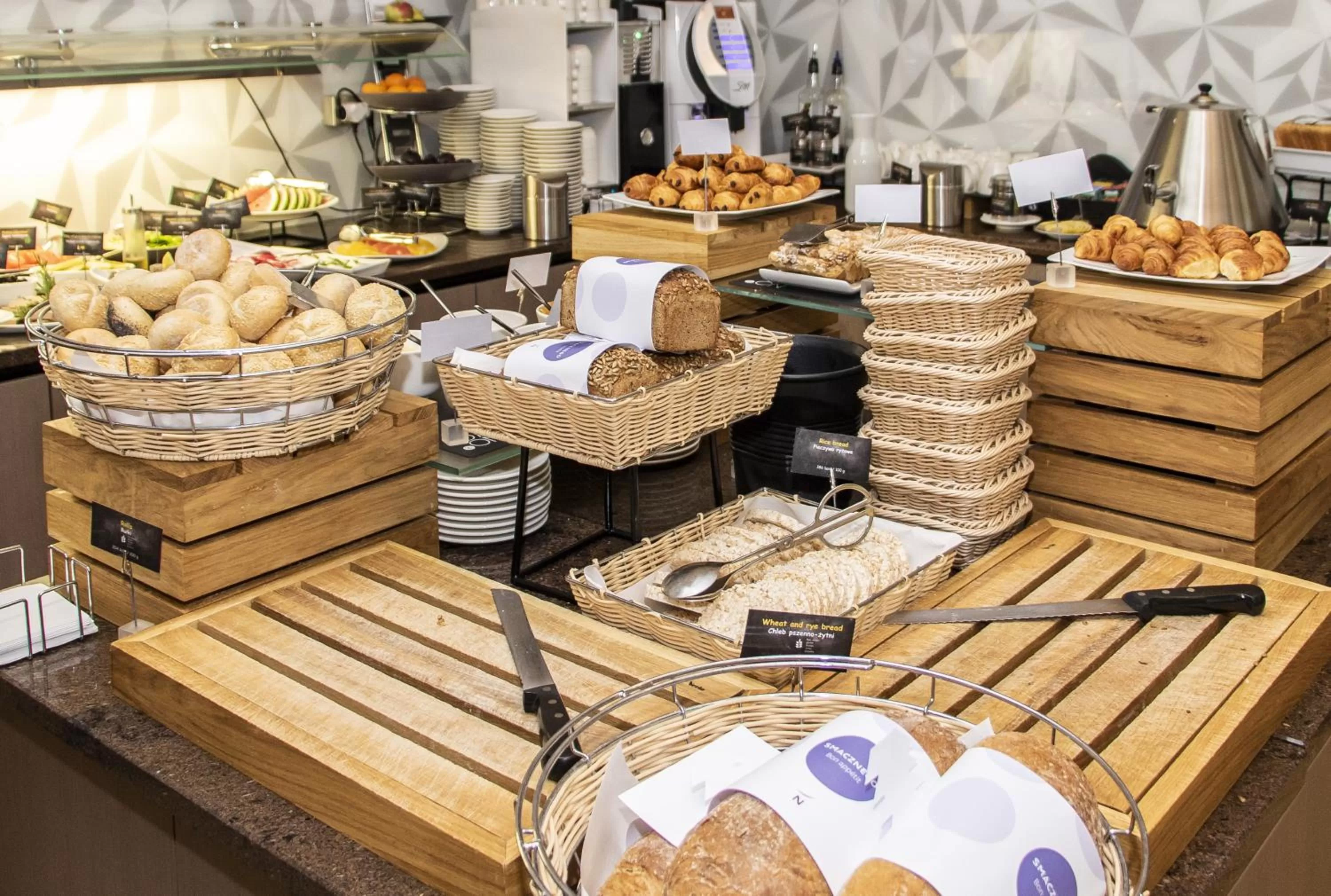 Restaurant/places to eat in Novotel Lodz Centrum