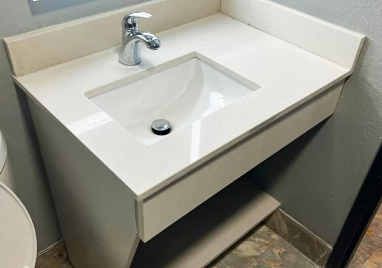 Bathroom in Philly Inn & Suites