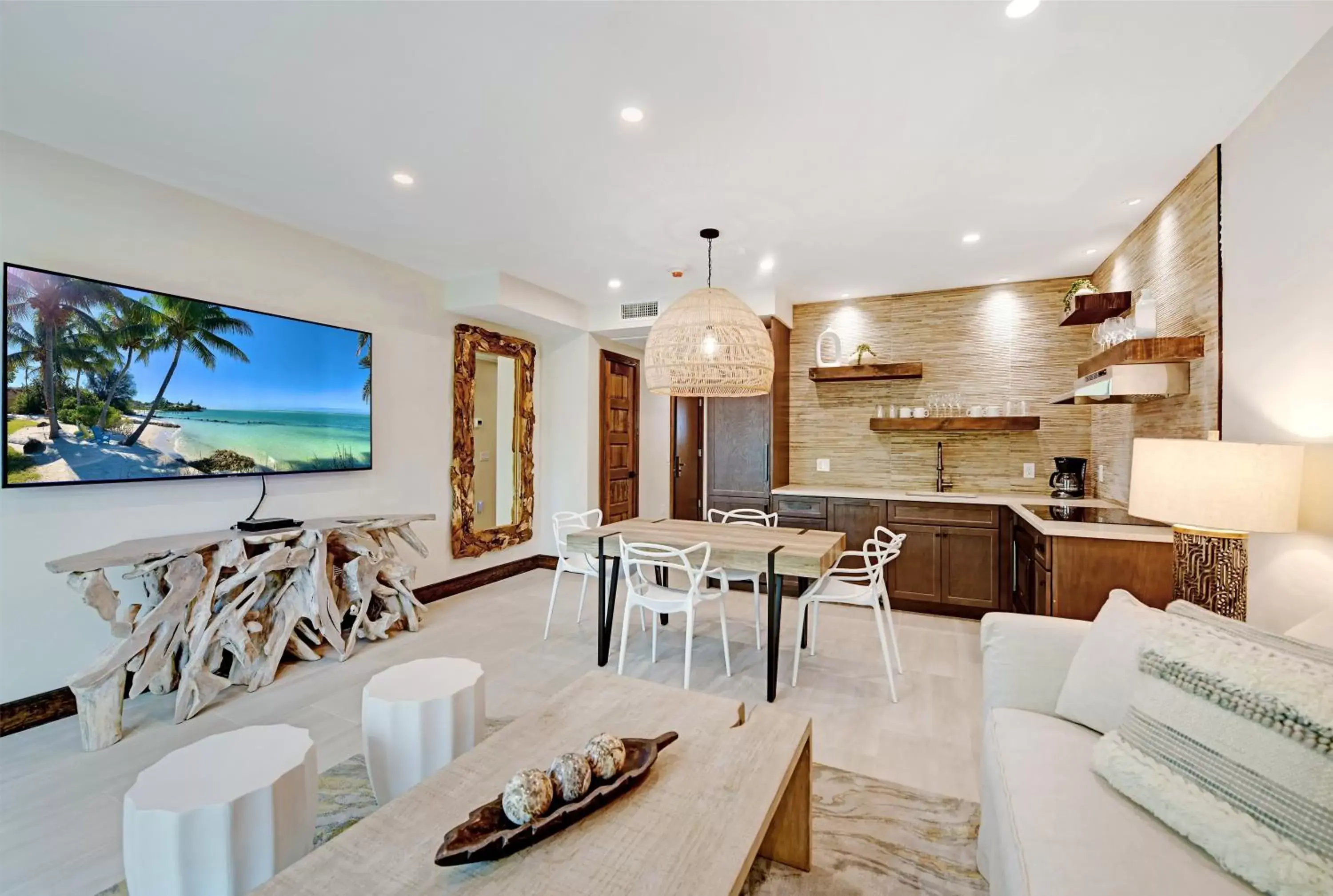 Two-Bedroom Suite in Bali Hai Beachfront Resort and Spa Two-Bedroom Suite in Bali Hai Beachfront Resort and Spa