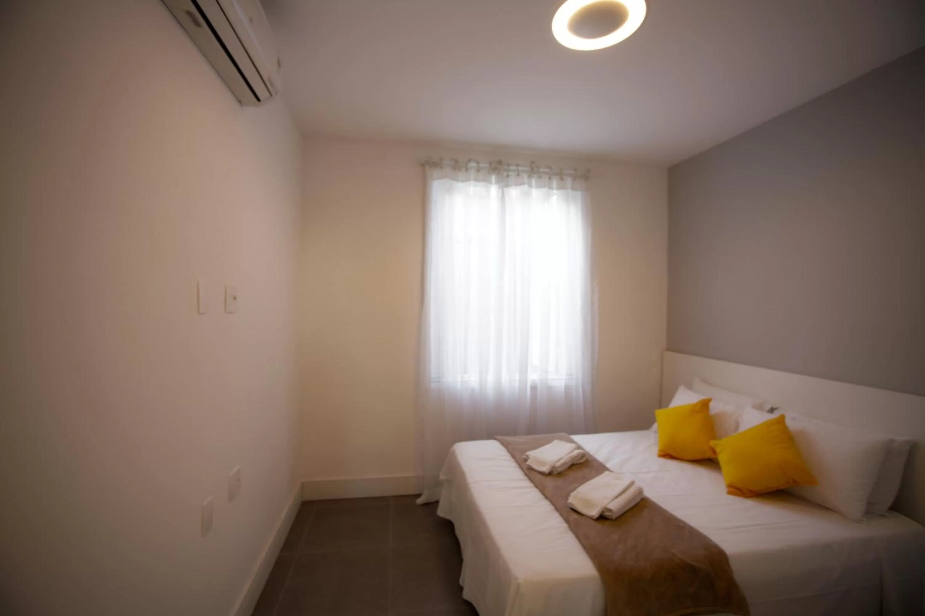 Bedroom, Bed in New Sugar Loft Apartments