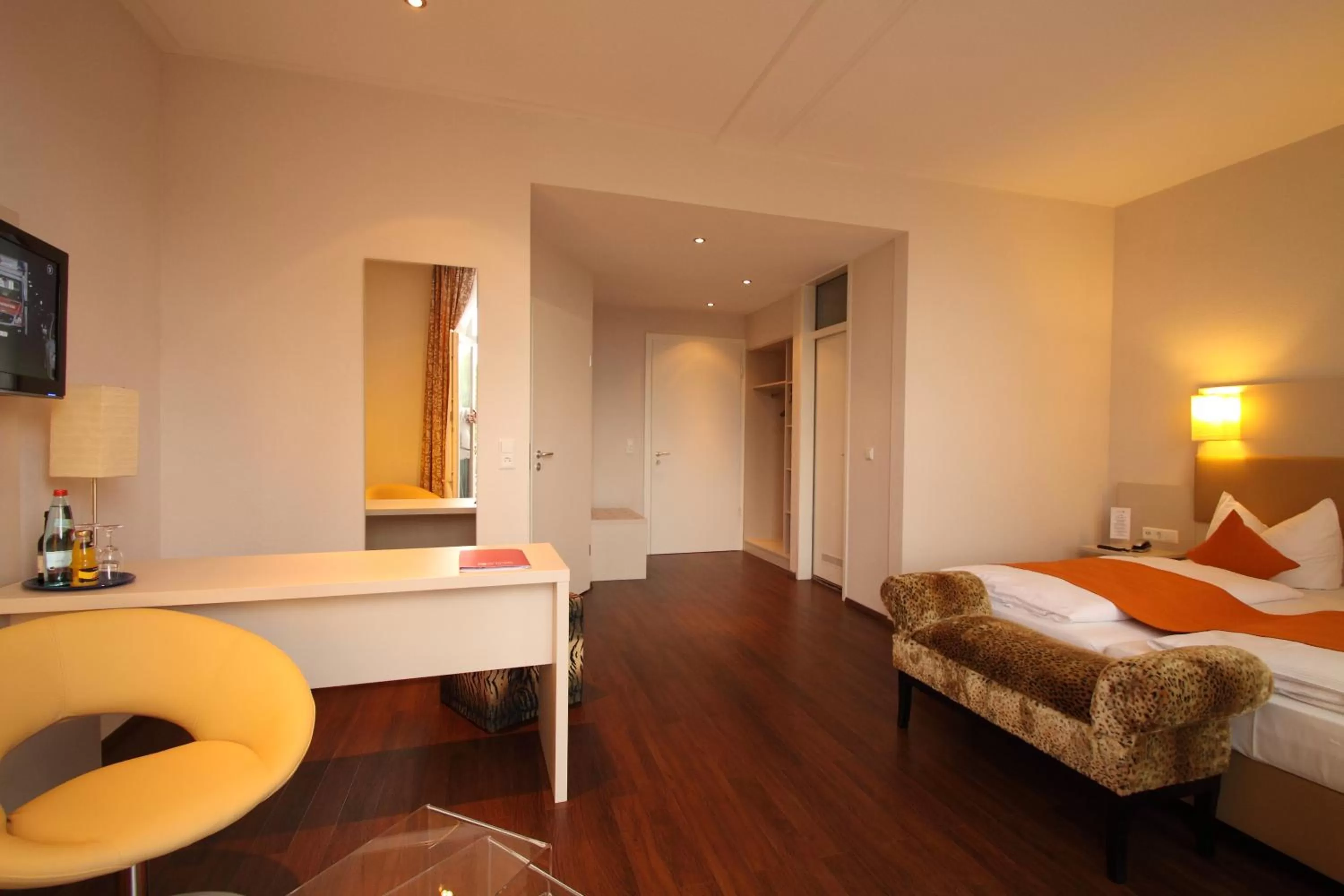 Photo of the whole room, Bed in Sure Hotel by Best Western Bad Dürrheim