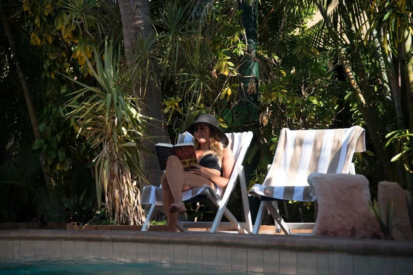 Swimming pool in Roebuck Bay Hotel