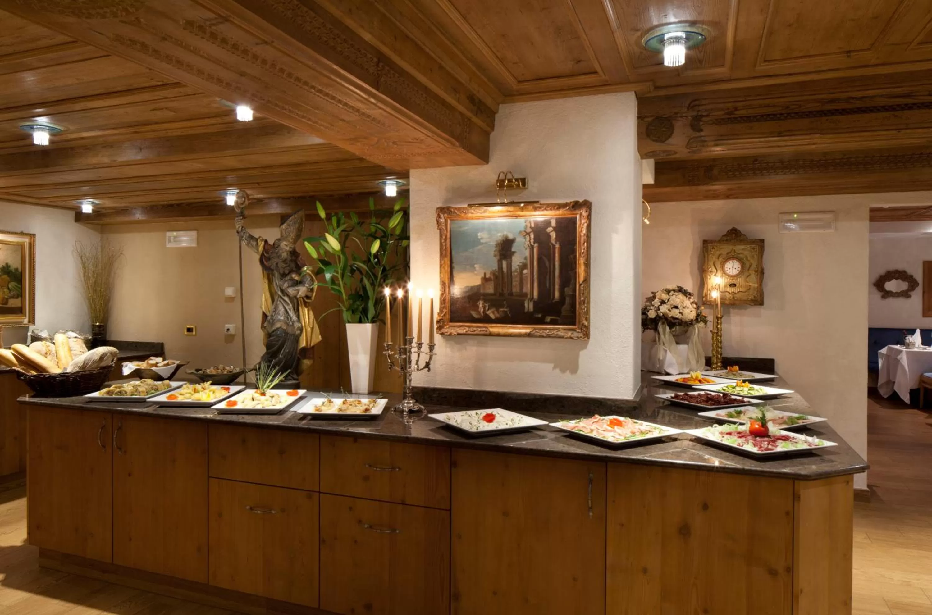 Restaurant/places to eat in Hotel Sassongher