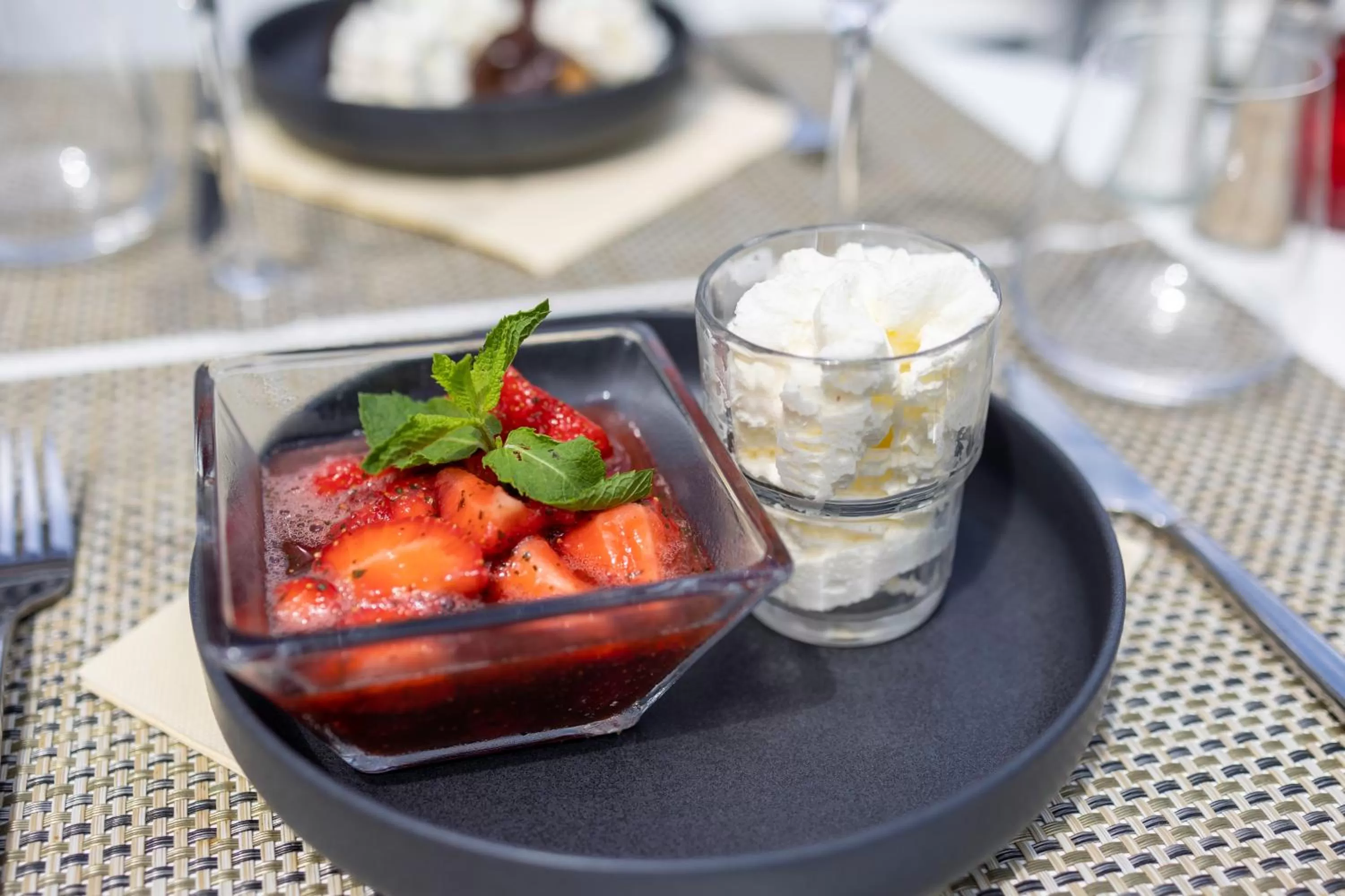 Restaurant/places to eat in Hôtel restaurant Kyriad Fréjus