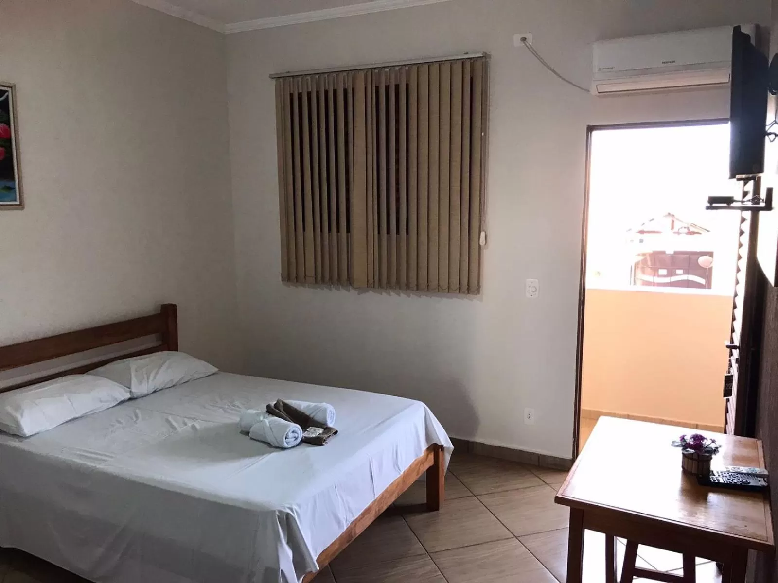 Bed in Hotel Portela III - Aprox 600m do Thermas dos Laranjais e Hot Beach