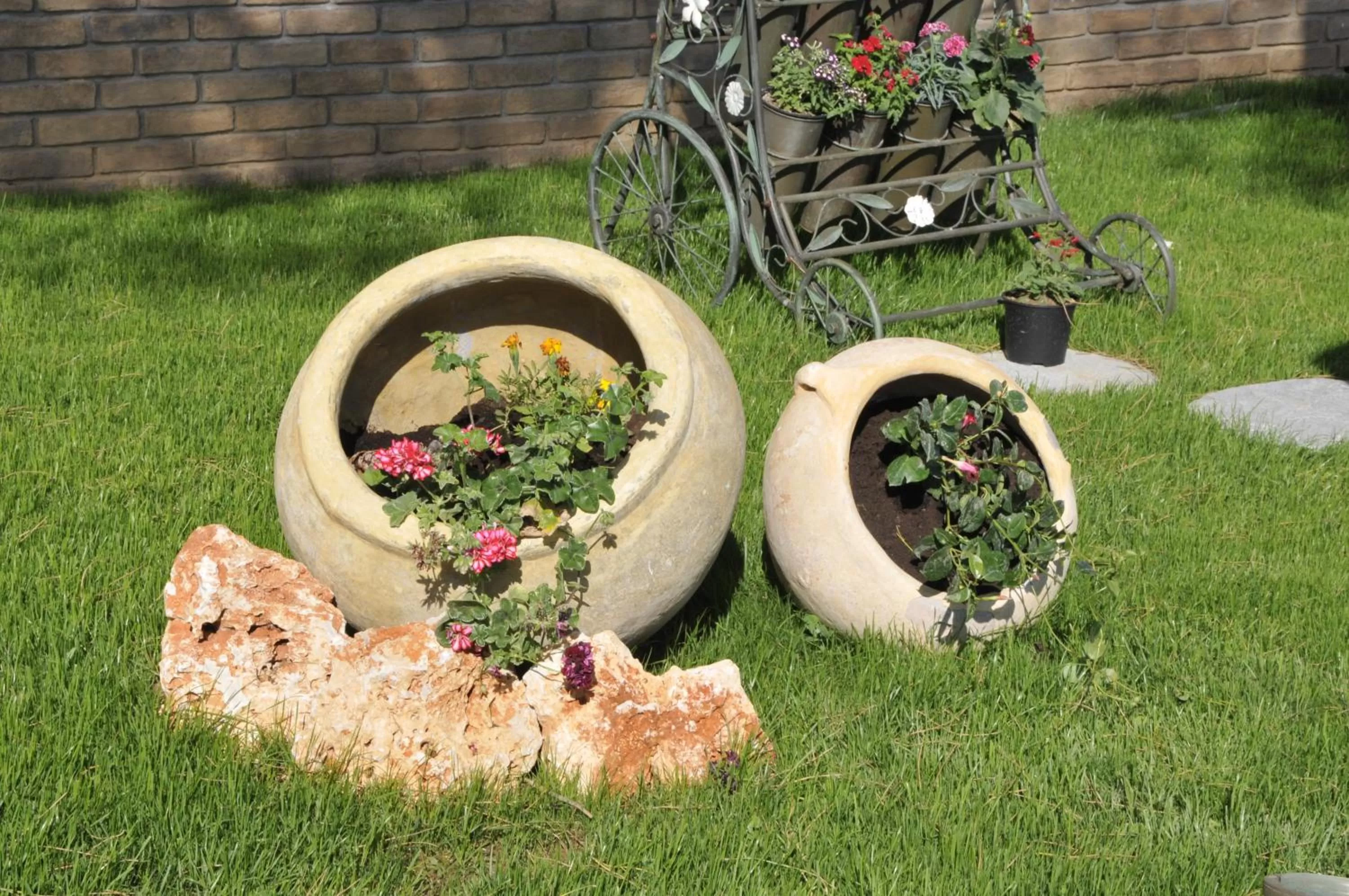 Facade/entrance in Elysion Hotel