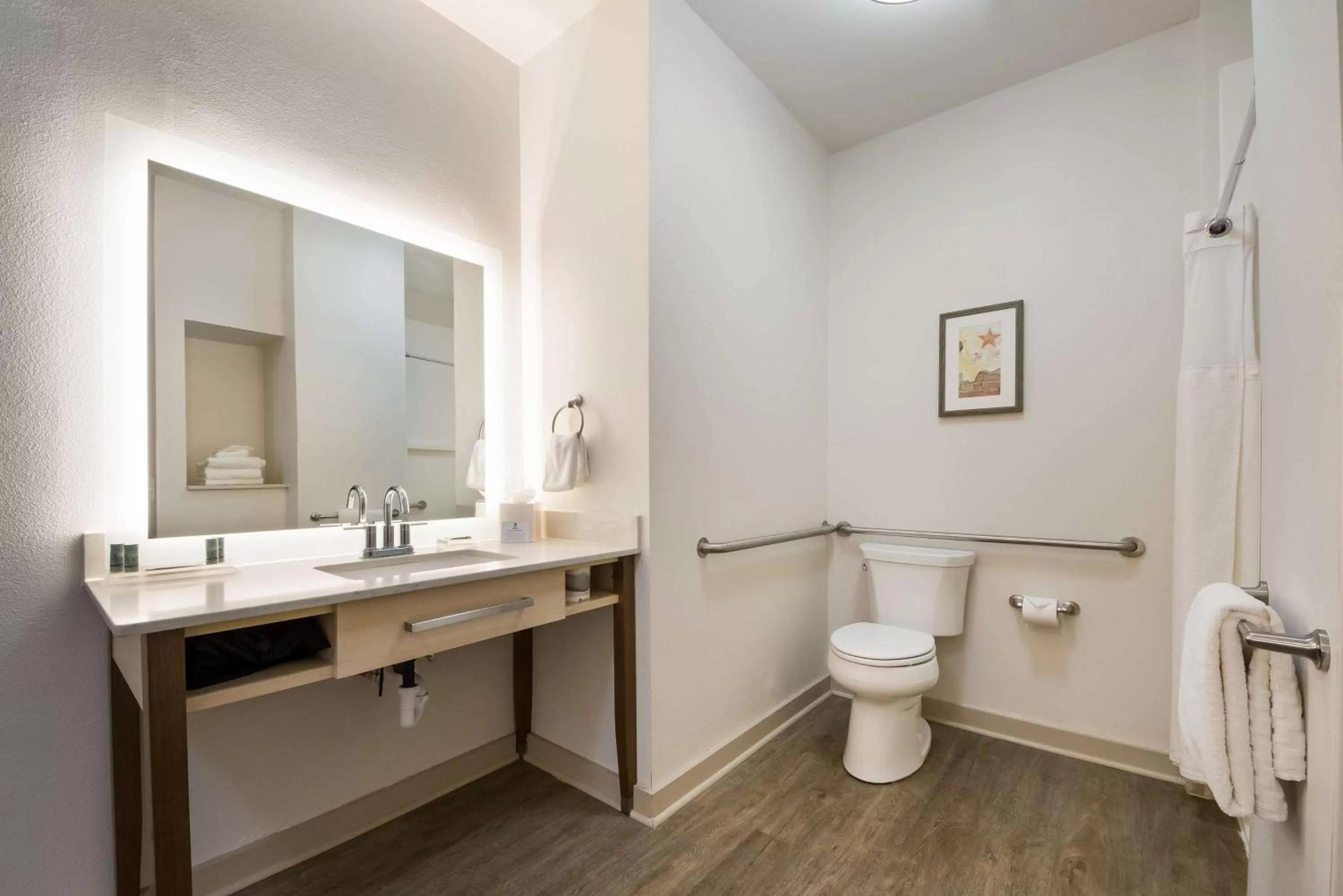 Bathroom in Best Western Bandera Suites & Saloon