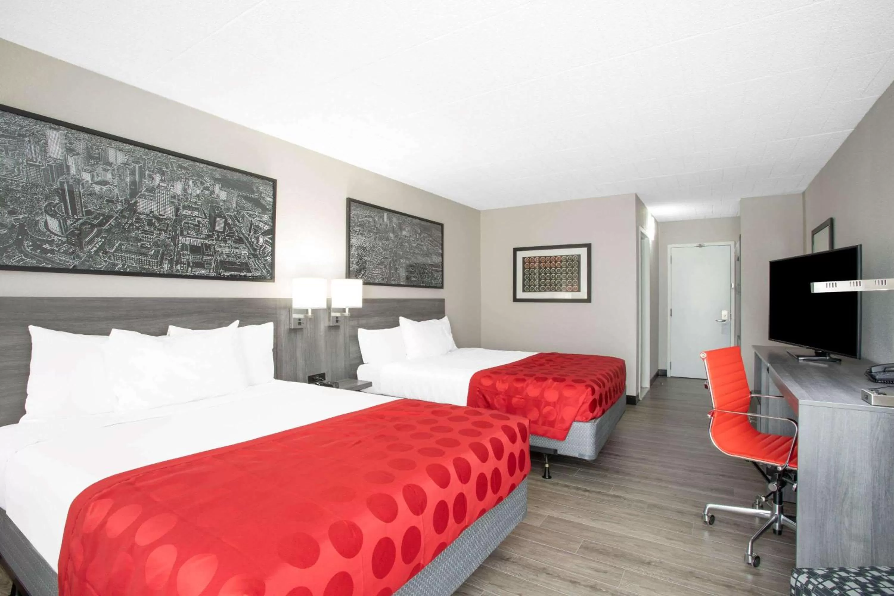 Queen Room with Two Queen Beds and Roll-In Shower -  Mobility Access/Non-Smoking in Ramada by Wyndham Hartford North - Bradley Airport