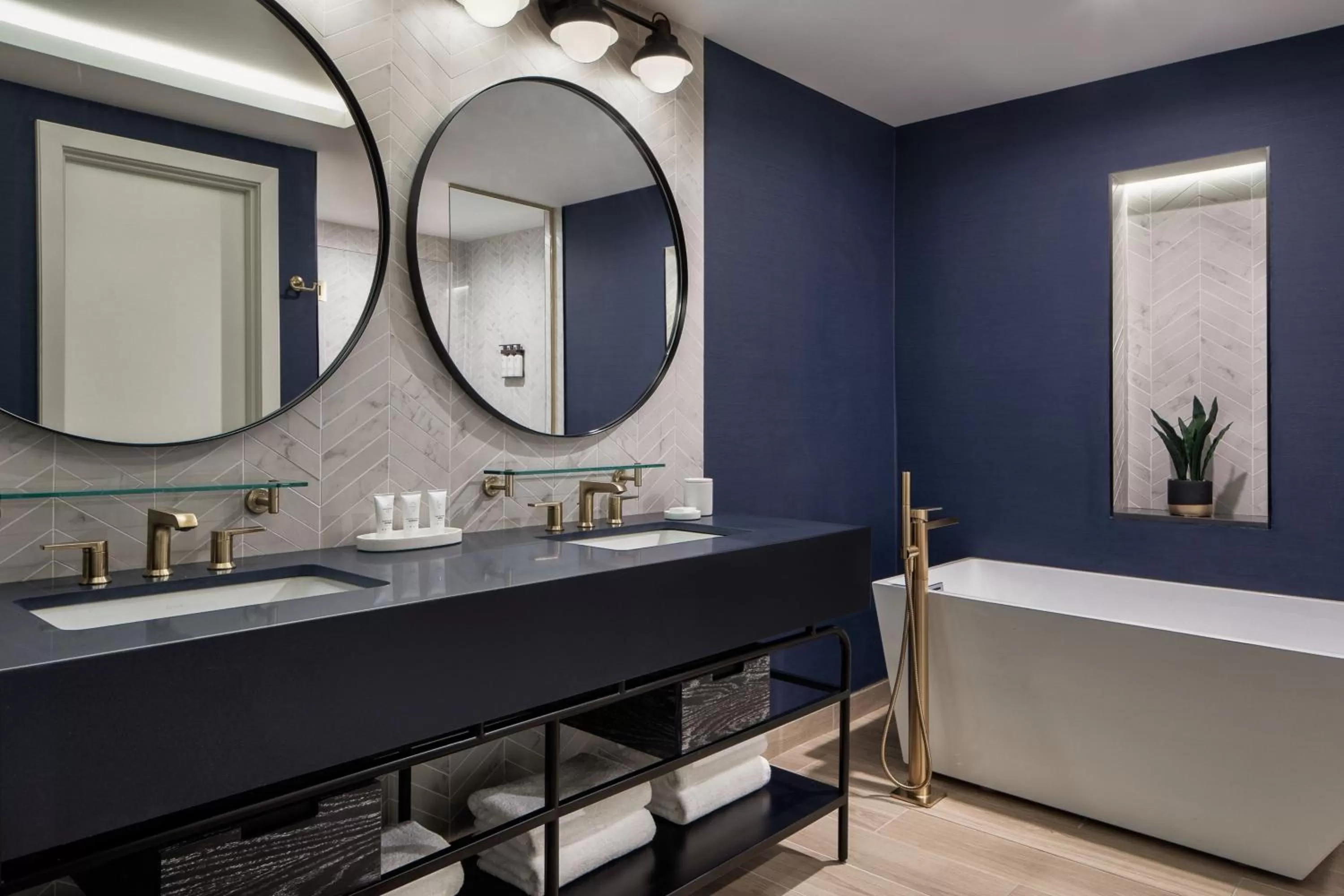 Bathroom in The Ellison, Oklahoma City, a Tribute Portfolio Hotel