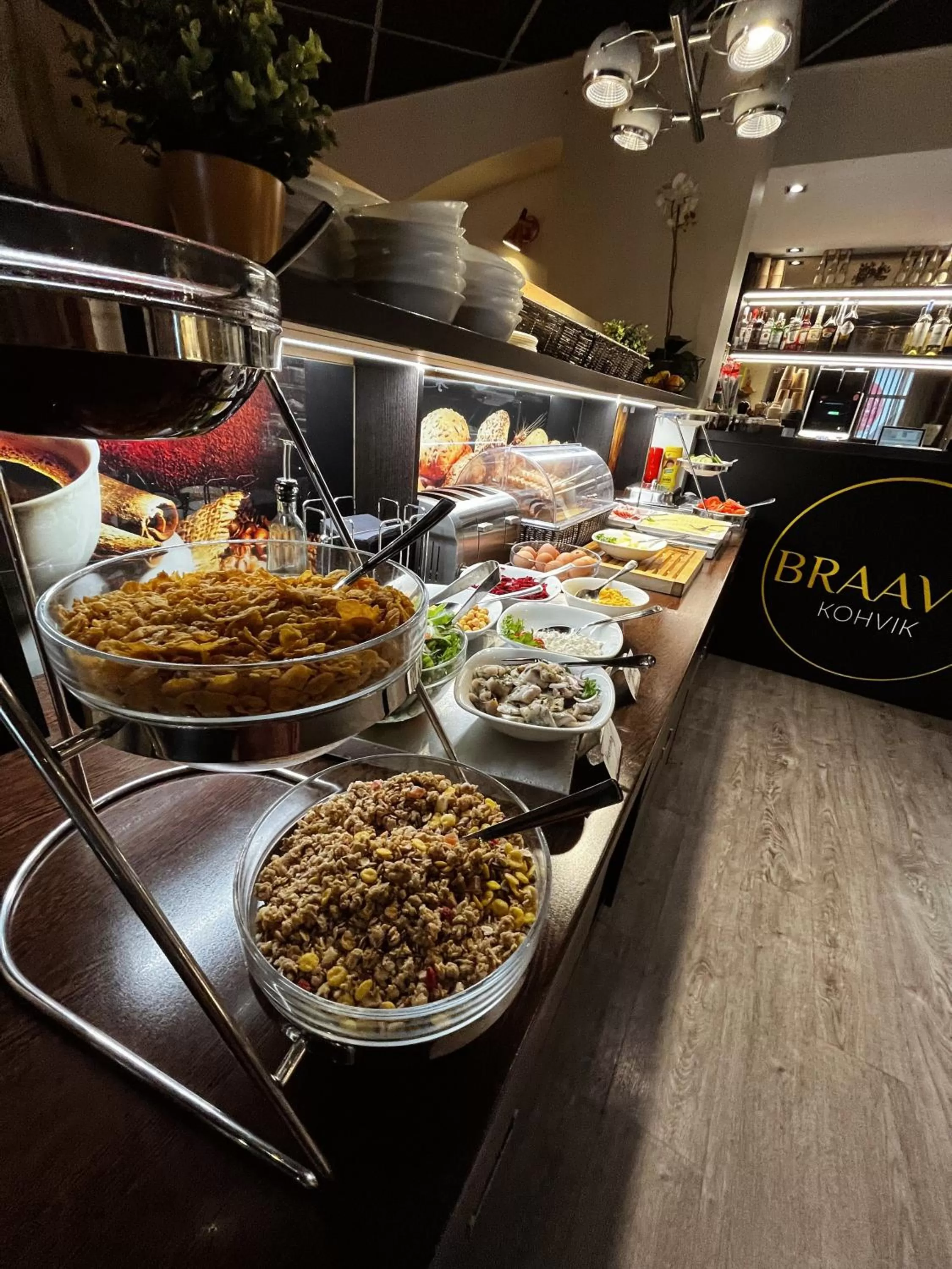 Breakfast in Braavo Spa Hotel