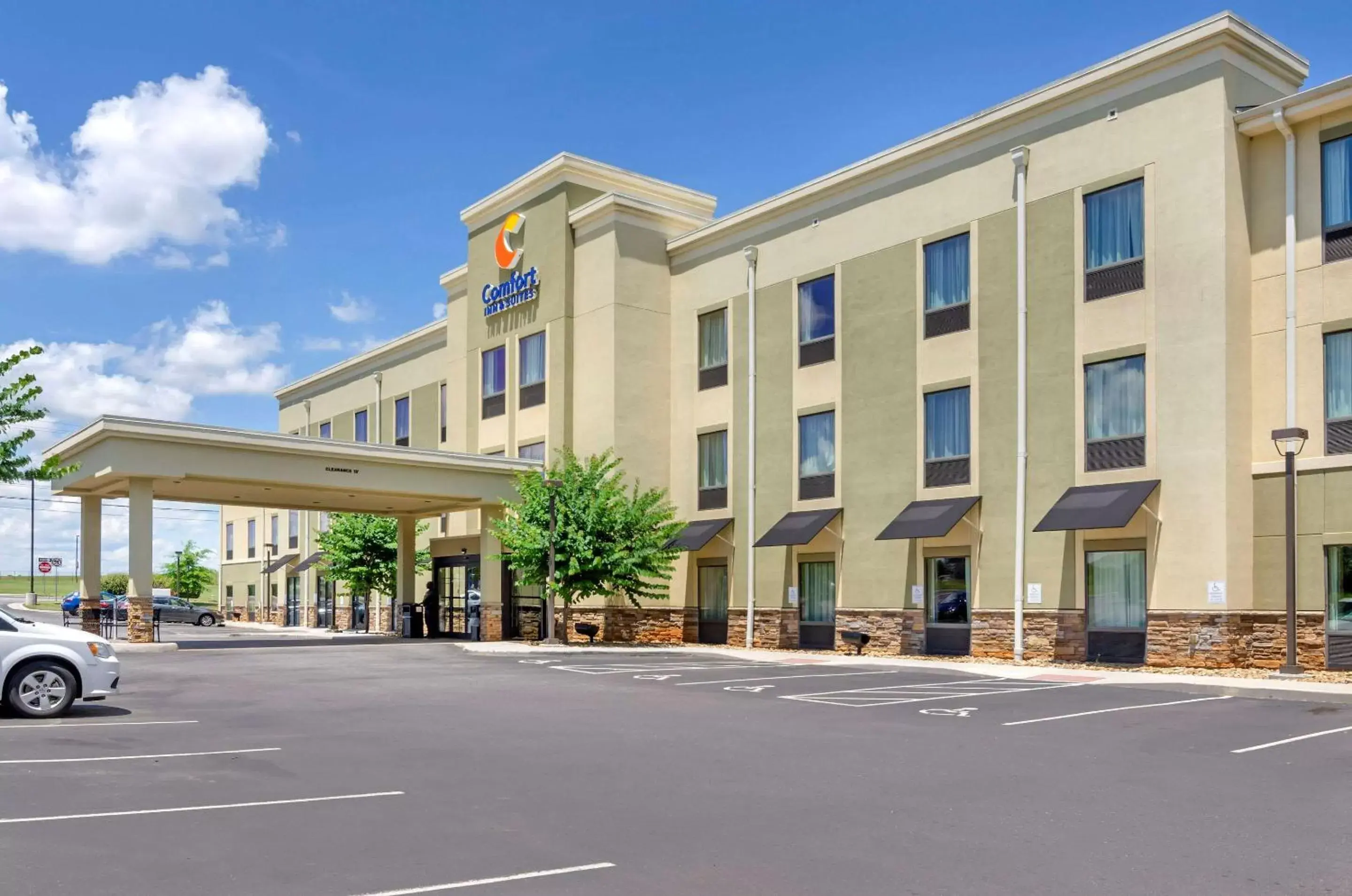 Comfort Inn & Suites Lynchburg Airport - University Area Comfort Inn & Suites Lynchburg Airport - University Area