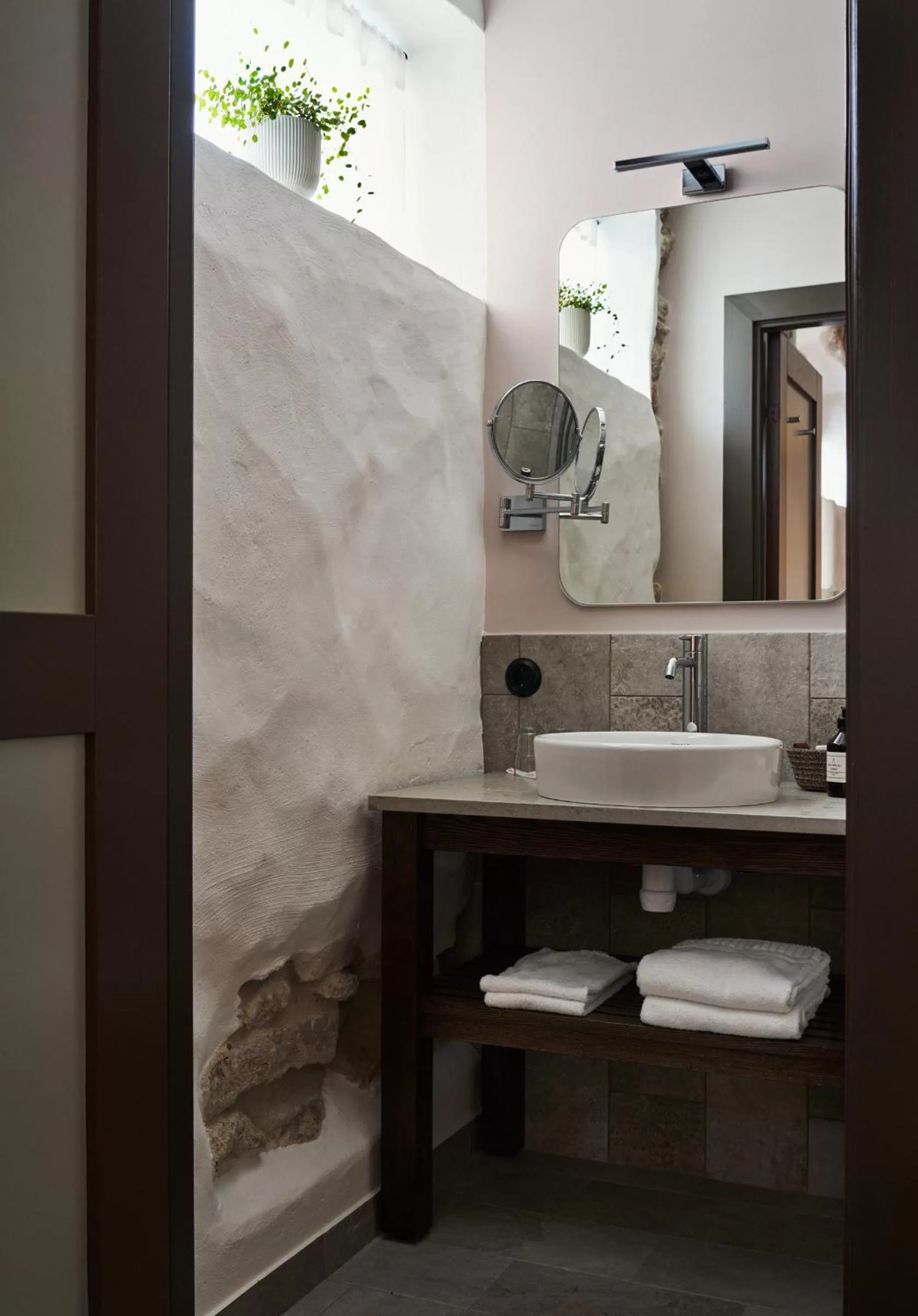 Bathroom in Hotel Helgeand Wisby