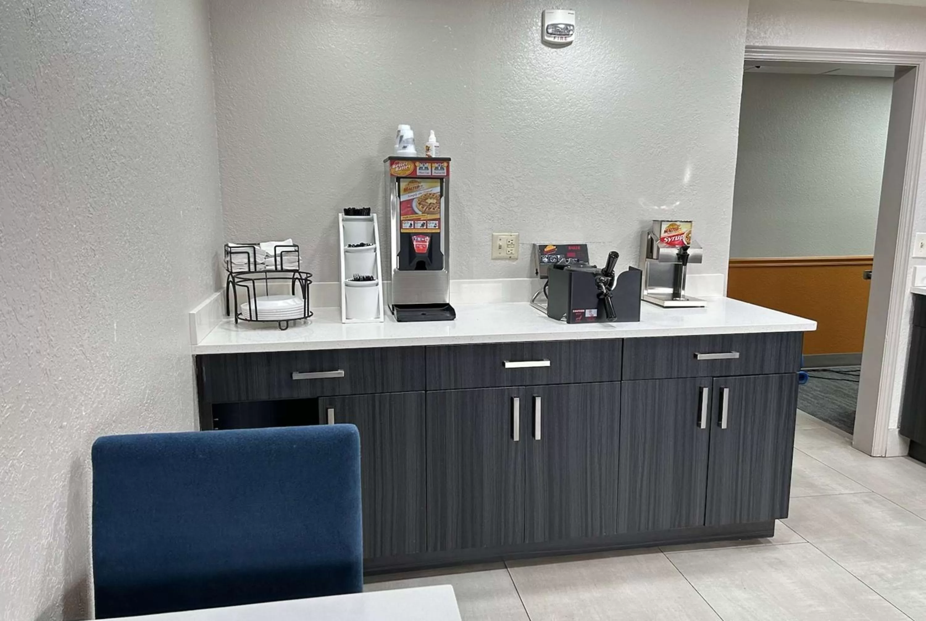 Breakfast in La Quinta by Wyndham Orlando South